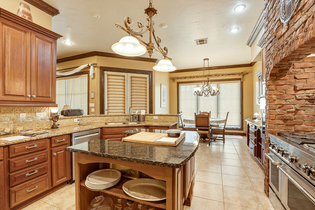 1202 Walker Circle Ada OK 74820