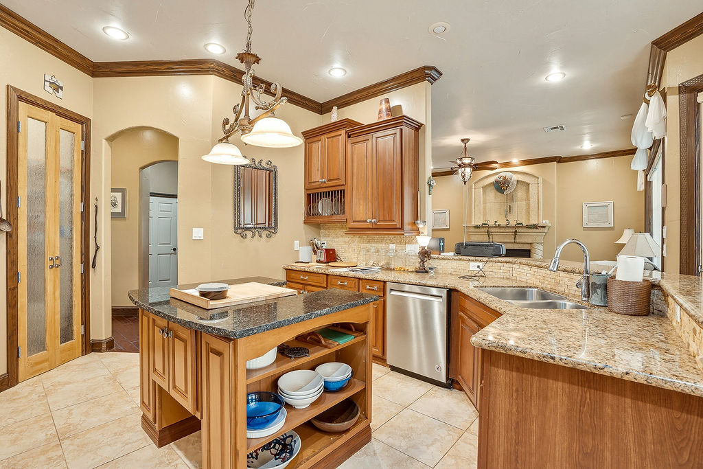 1202 Walker Circle Ada OK 74820