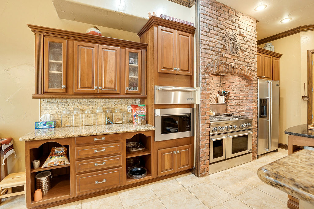 1202 Walker Circle Ada OK 74820