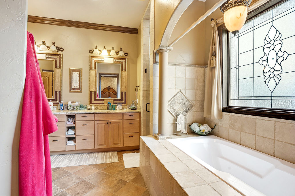 1202 Walker Circle Ada OK 74820