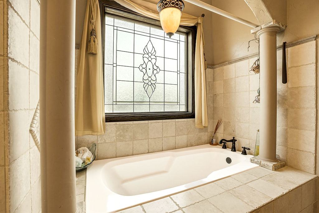 1202 Walker Circle Ada OK 74820