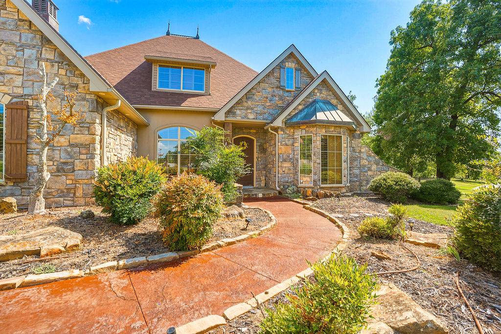 1202 Walker Circle Ada OK 74820