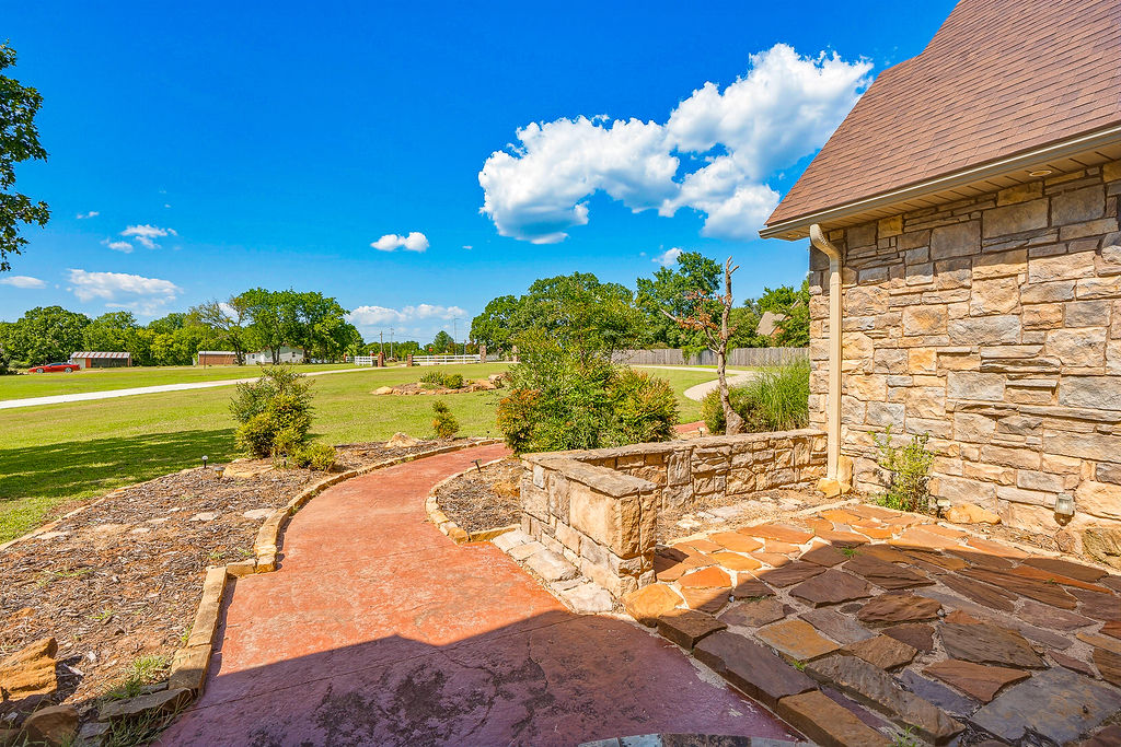 1202 Walker Circle Ada OK 74820