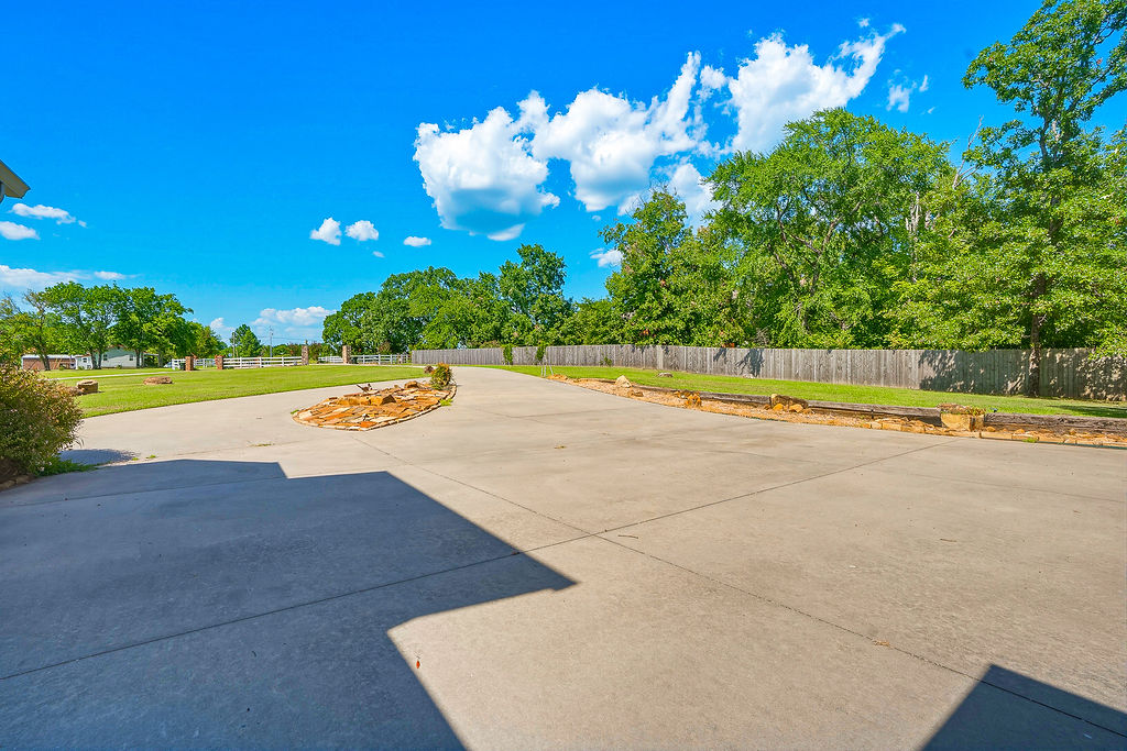 1202 Walker Circle Ada OK 74820