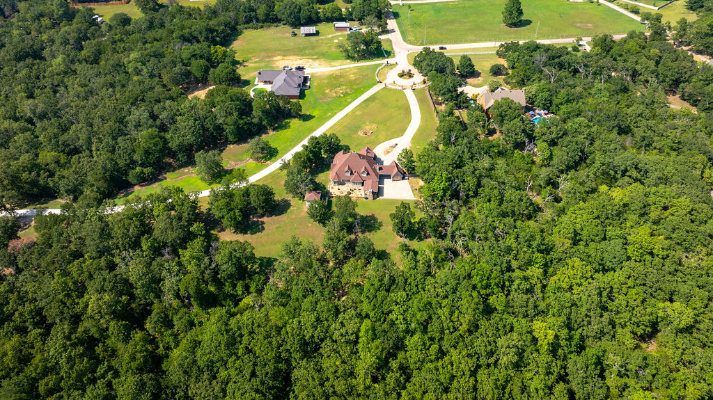 1202 Walker Circle Ada OK 74820