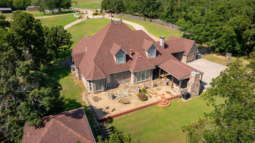 1202 Walker Circle Ada OK 74820