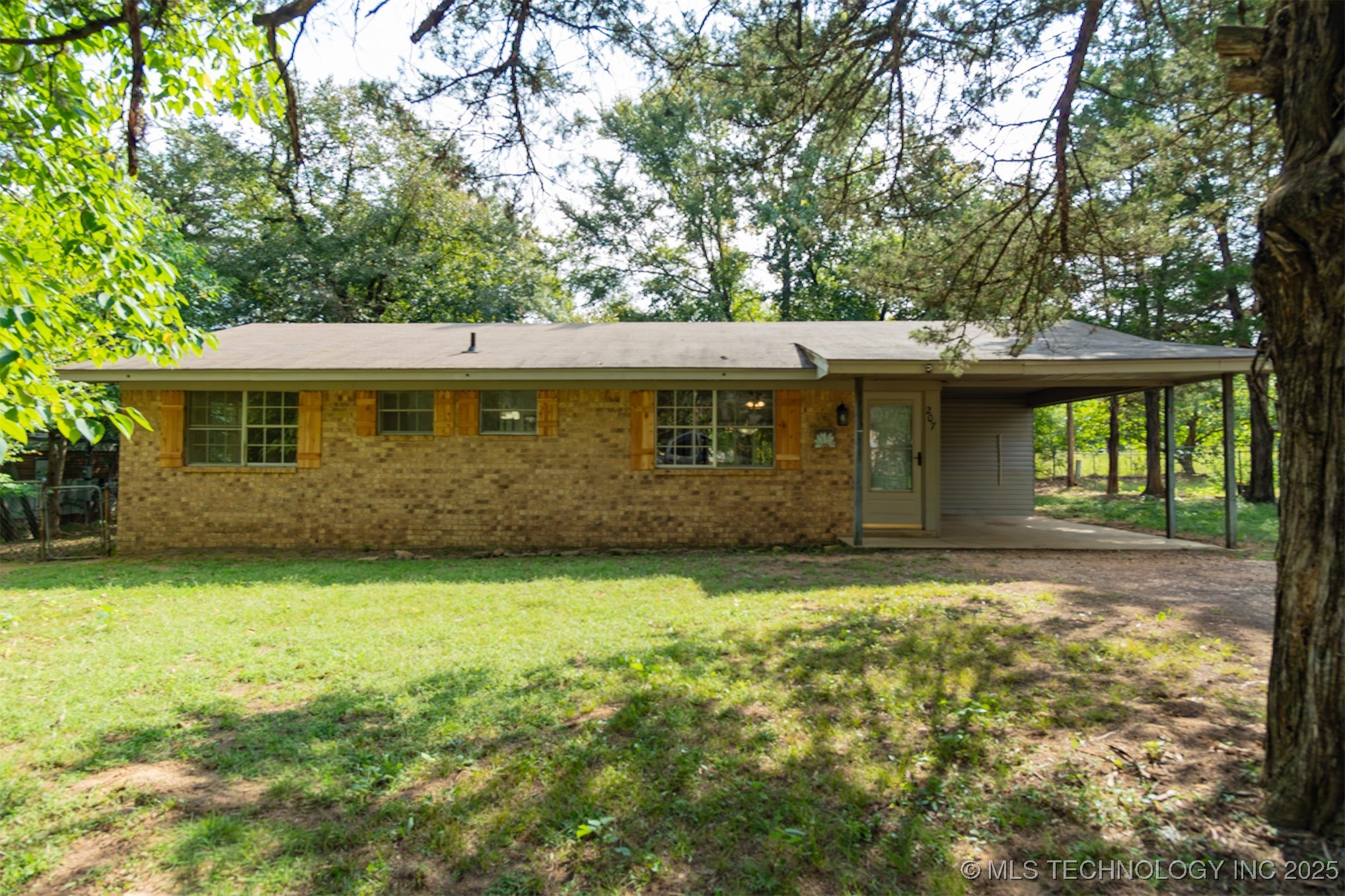 207 SE K Antlers OK 74523