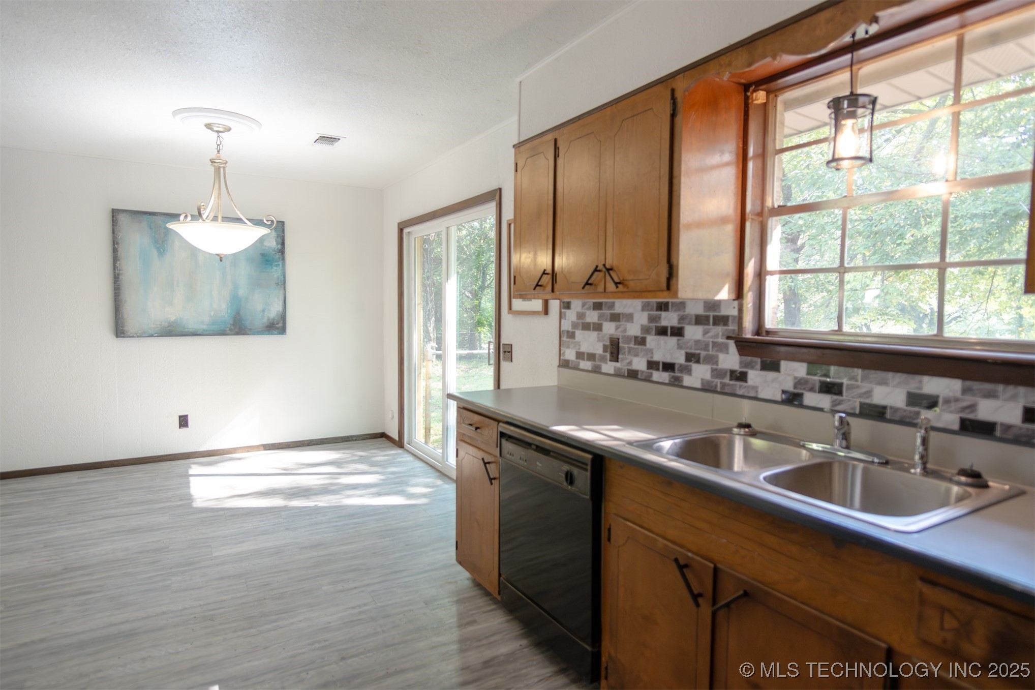 207 SE K Antlers OK 74523