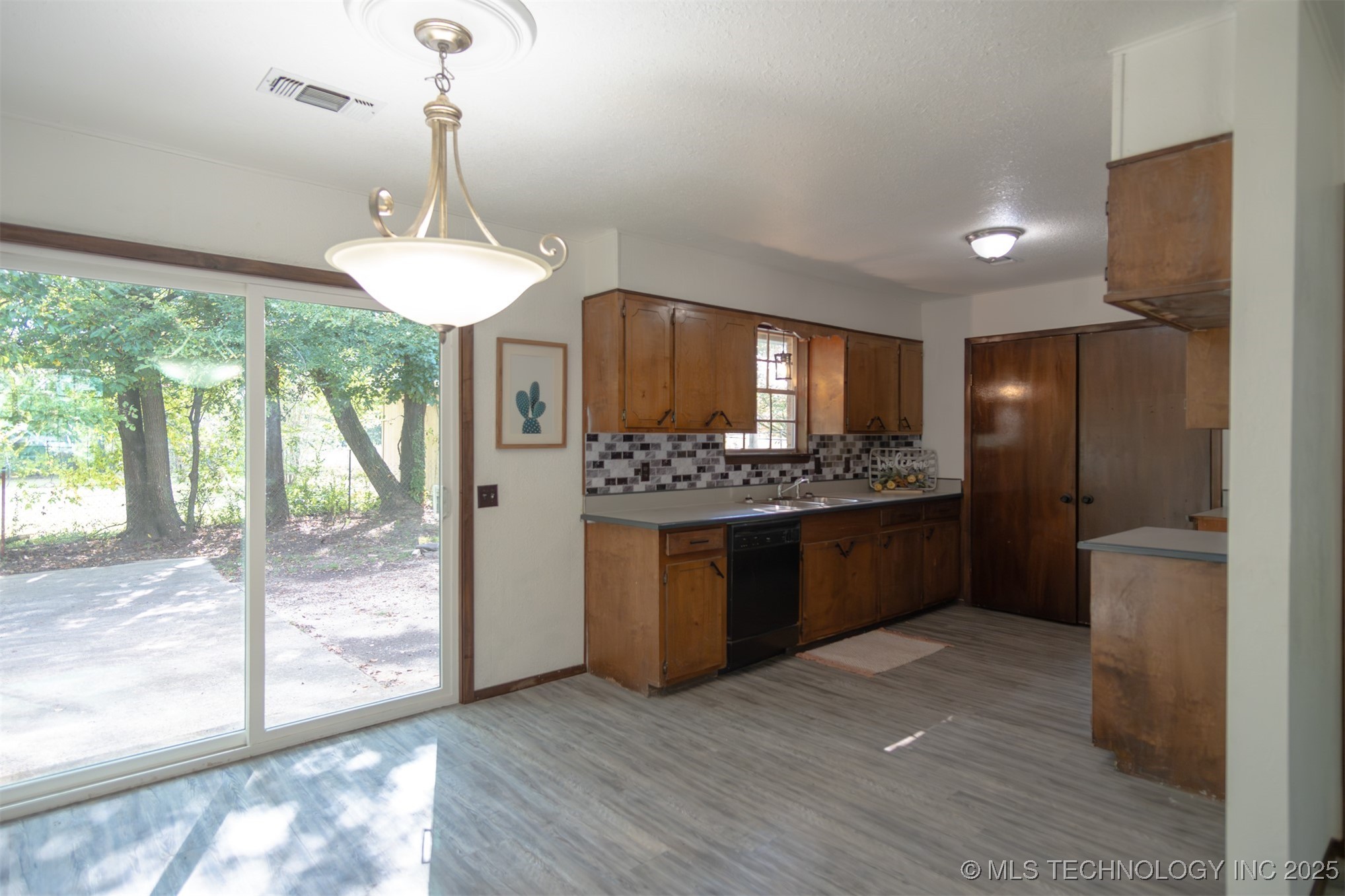 207 SE K Antlers OK 74523