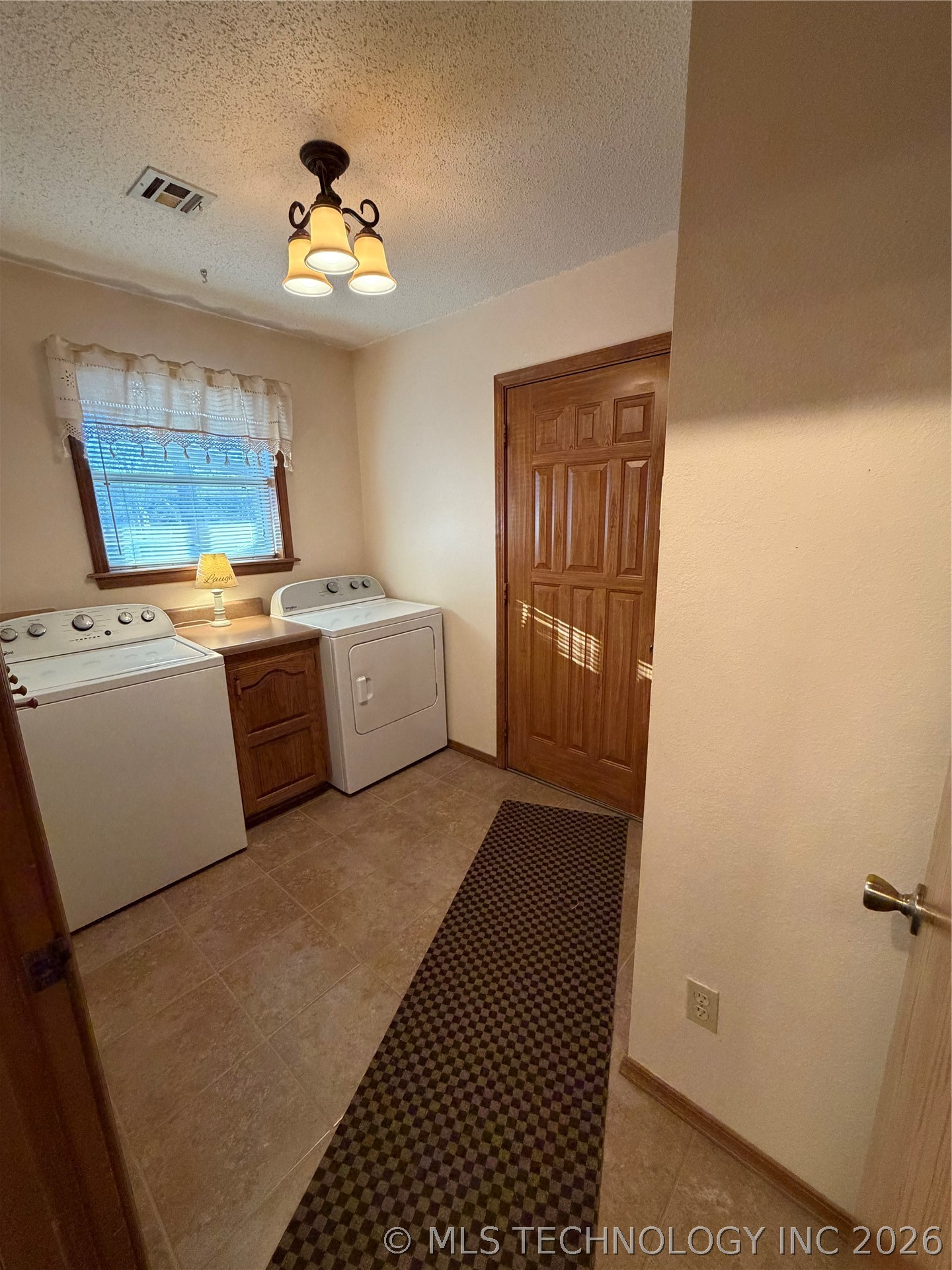 1302 N Miami Avenue Chouteau OK 74337