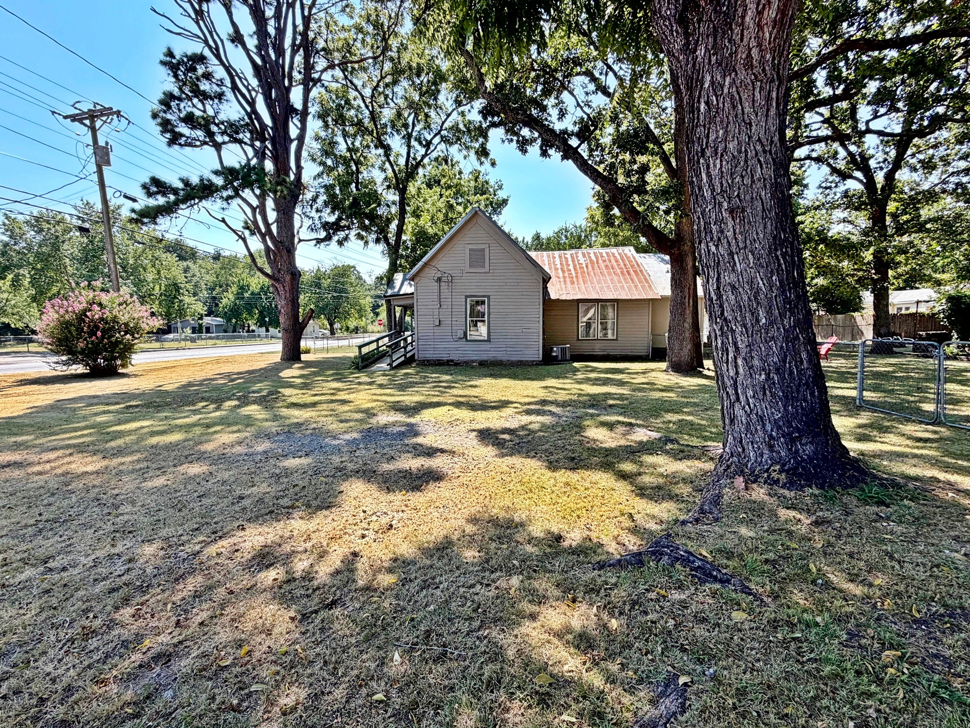 420 W Allen Road Tahlequah OK 74464