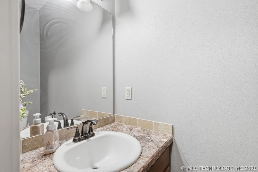 310 E 4th Street Claremore OK 74017