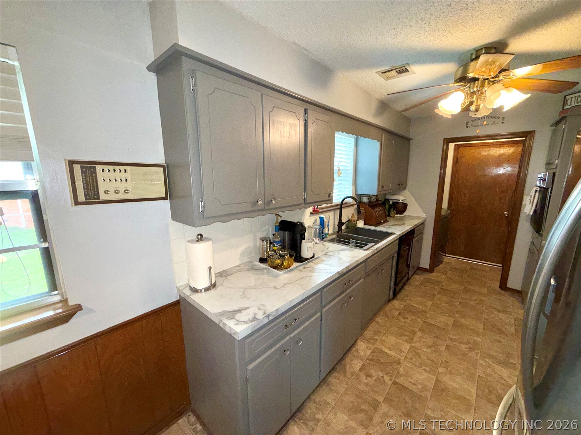 1101 Wade Wells Drive Henryetta OK 74437