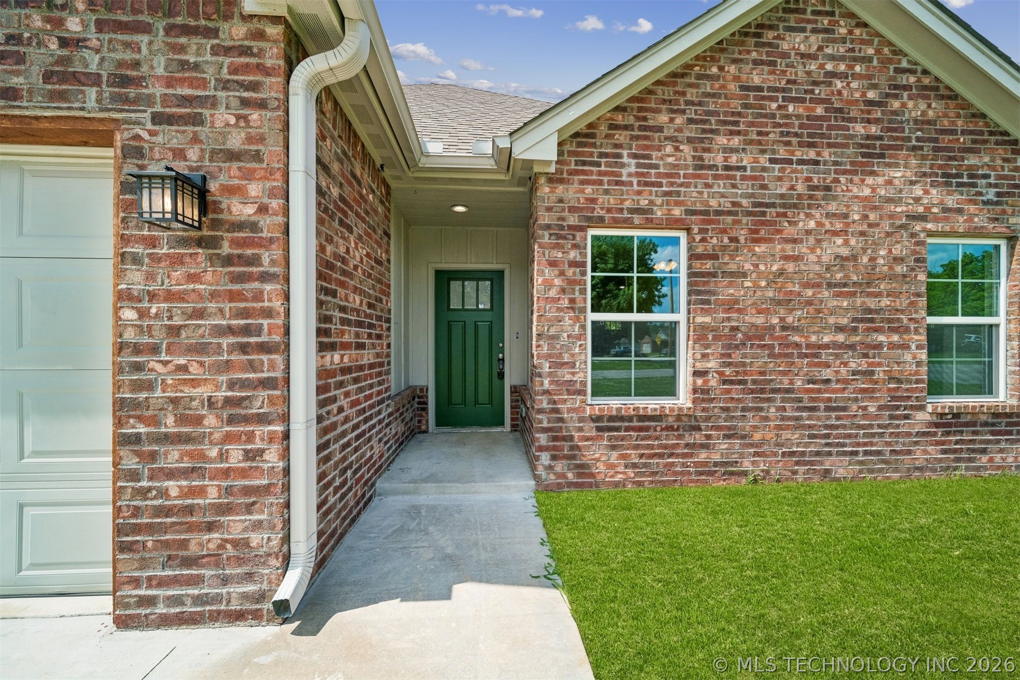 1211 E Perkins Avenue Sapulpa OK 74066
