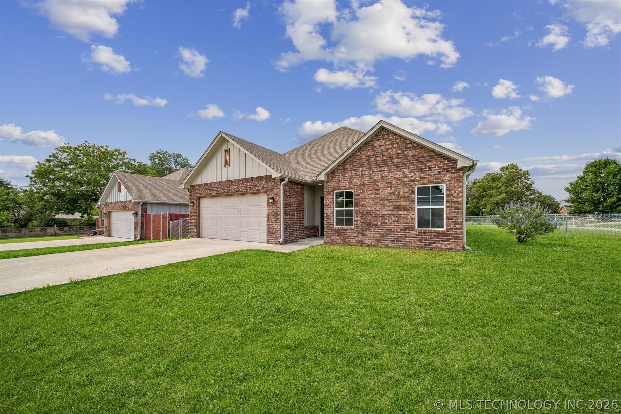 1211 E Perkins Avenue Sapulpa OK 74066