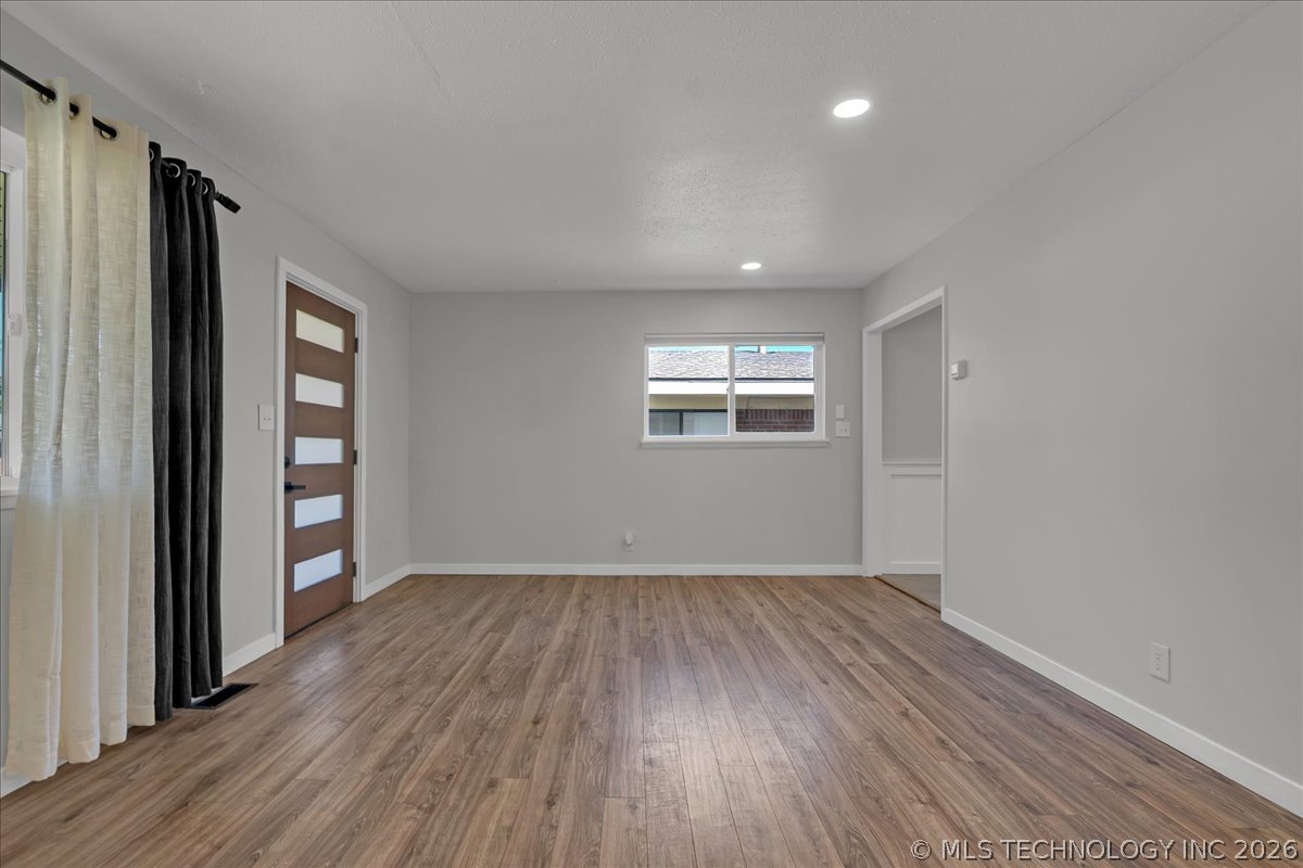 2187 S 76th Eastavenue Tulsa OK 74129