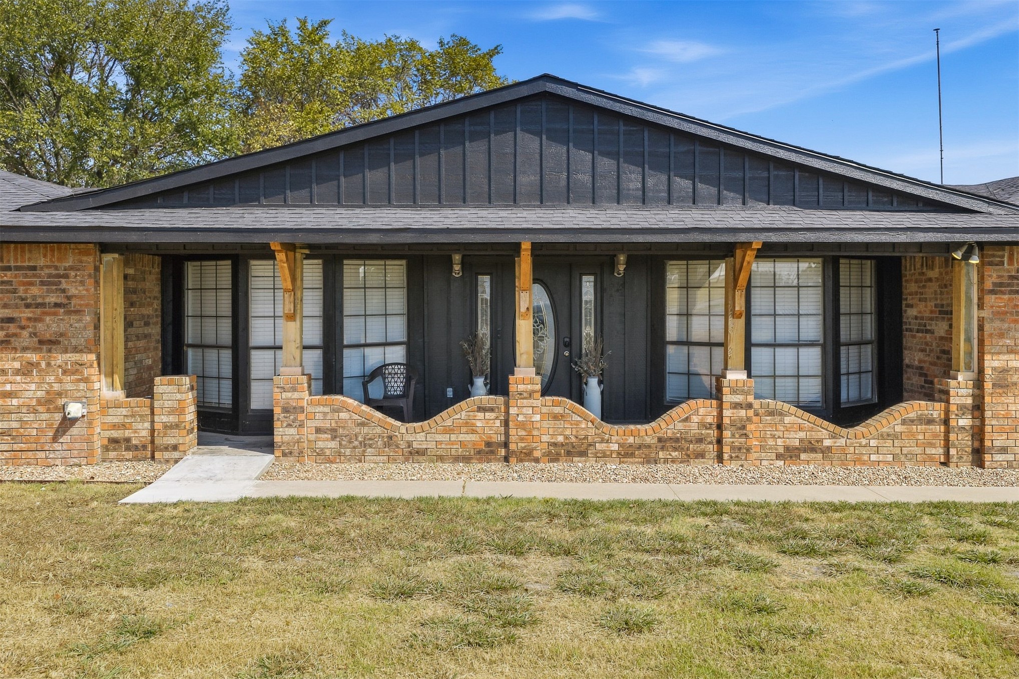 1370 Lincoln Healdton OK 73438