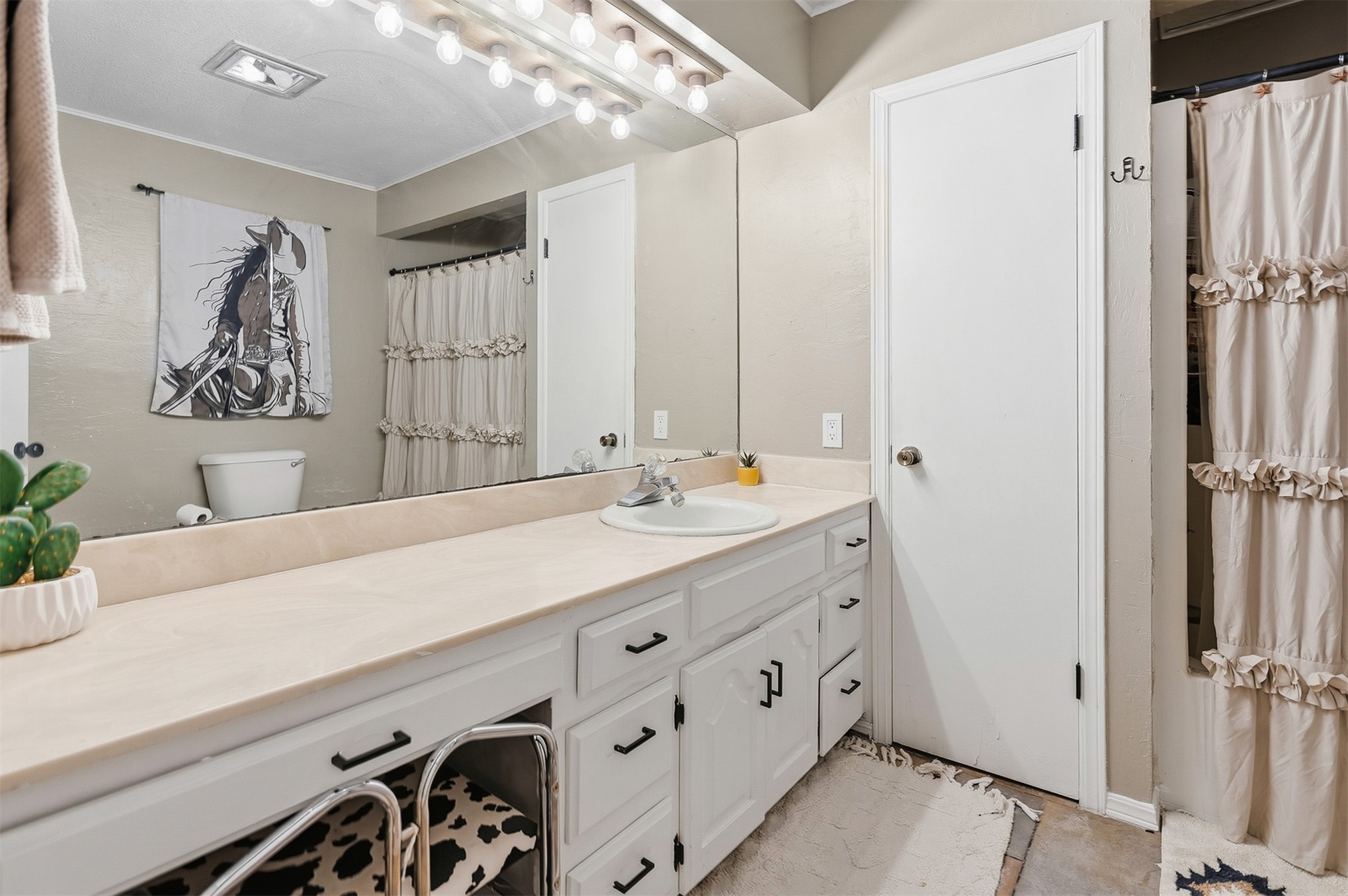 1370 Lincoln Healdton OK 73438
