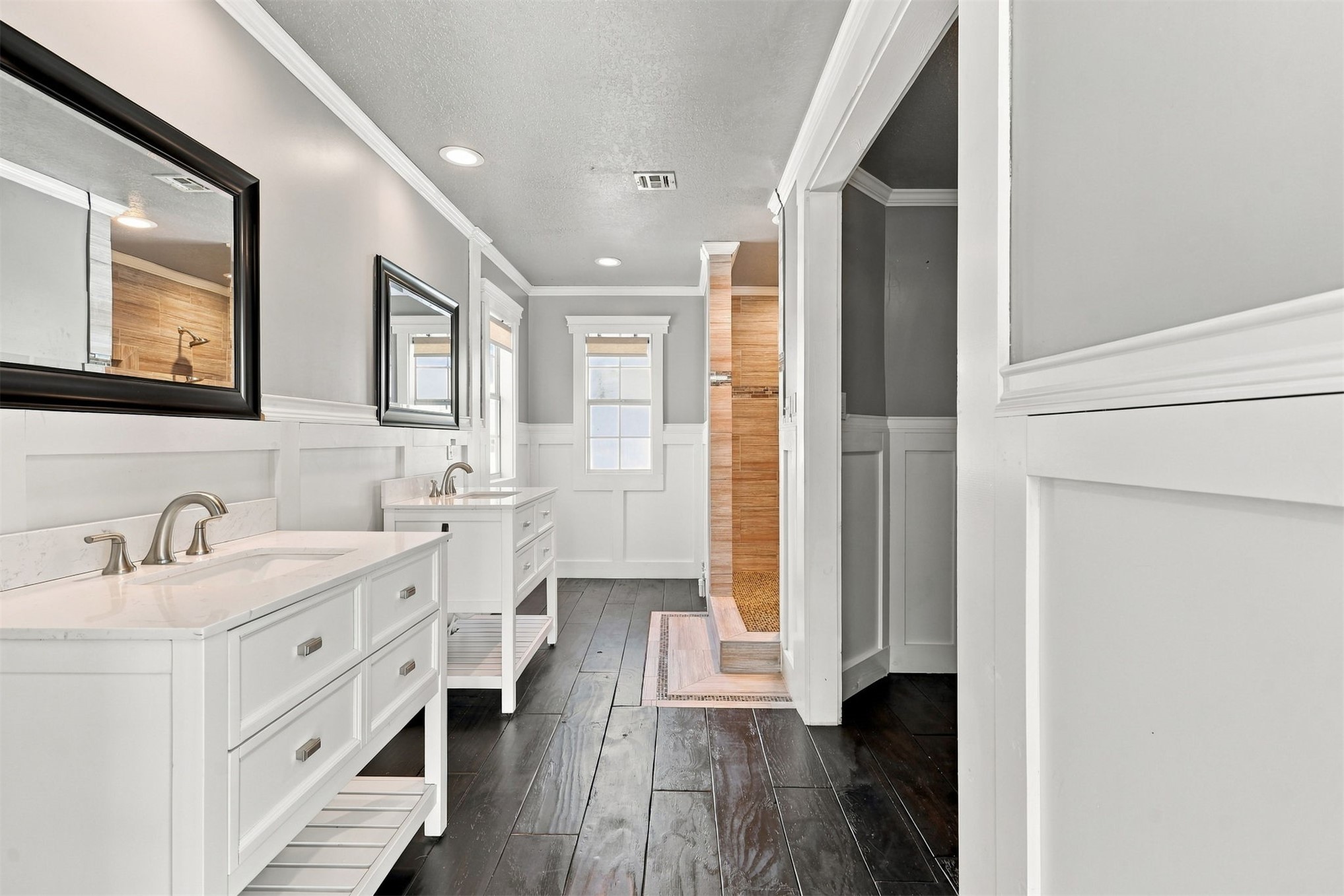 6811 E 65th Place Tulsa OK 74133
