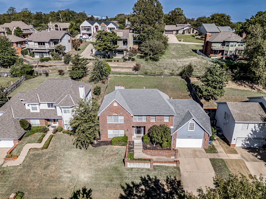 6811 E 65th Place Tulsa OK 74133