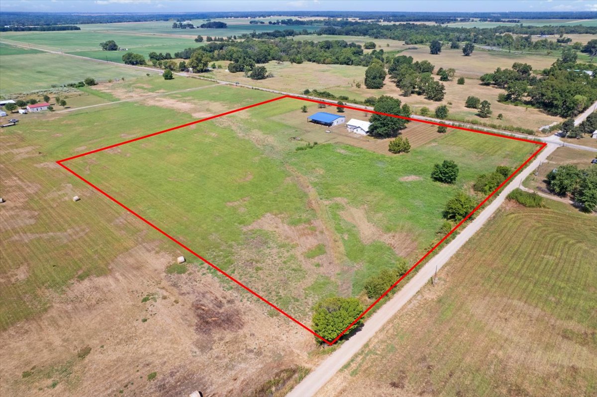 4840 River Road Colbert OK 74733