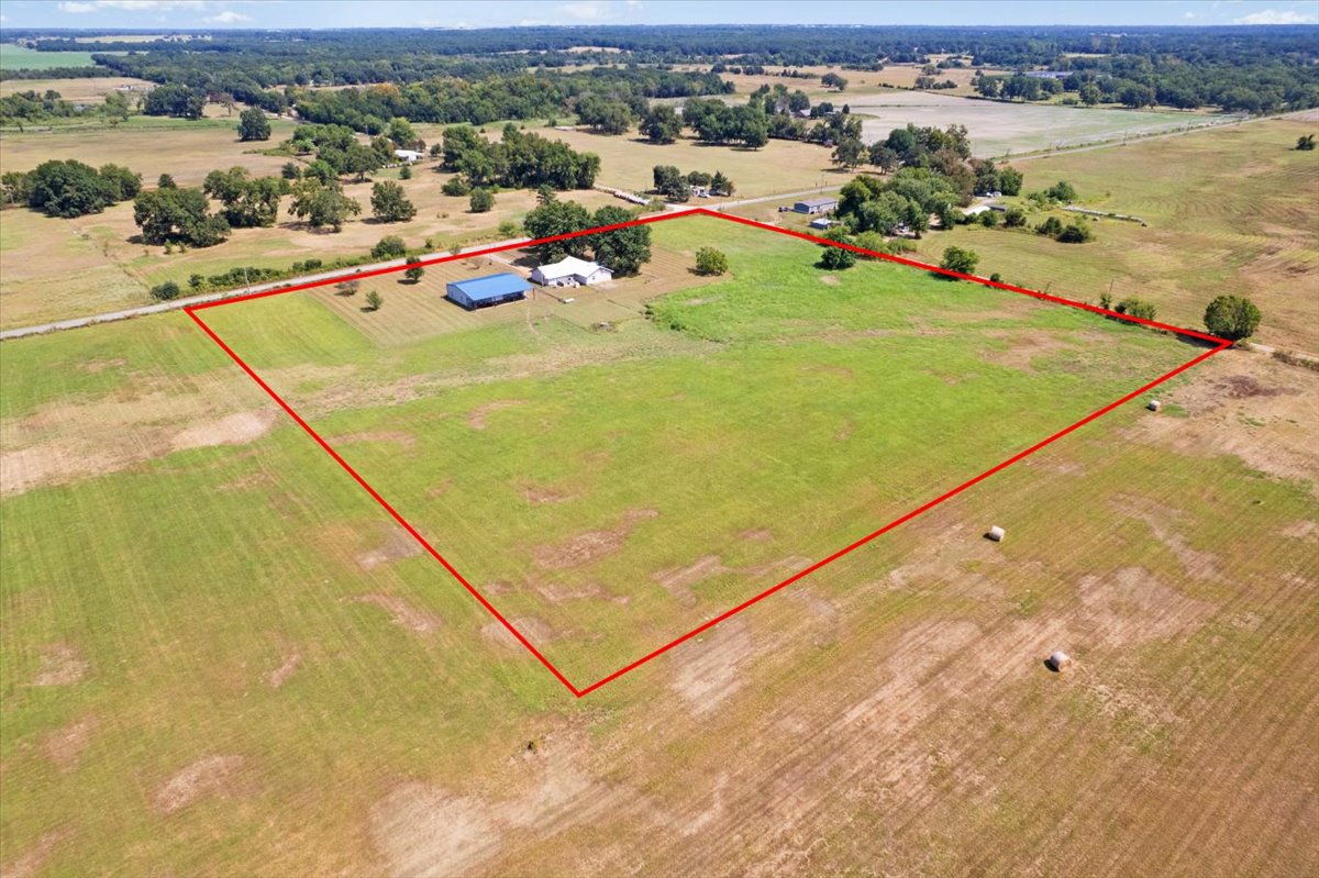 4840 River Road Colbert OK 74733