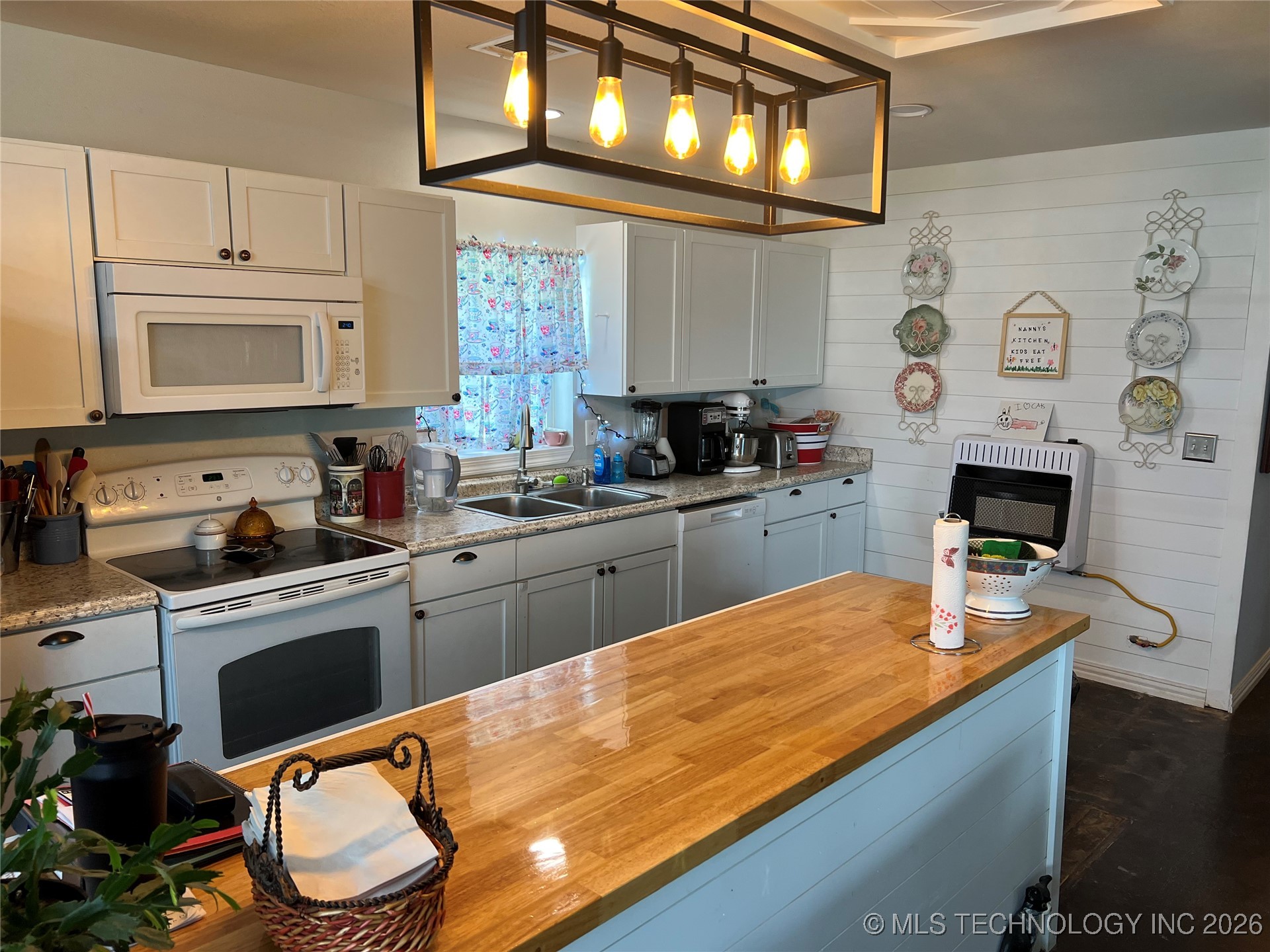 33803 S 4230 Road Inola OK 74036