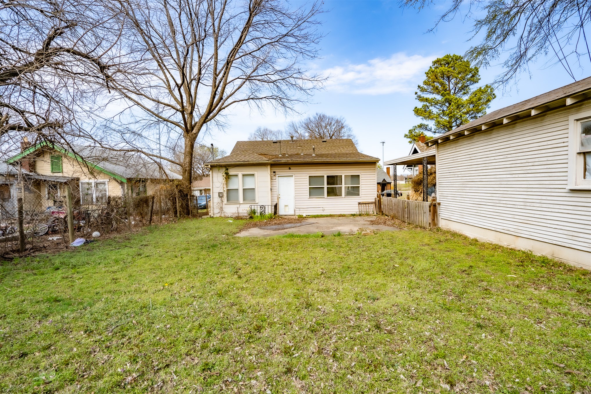 2916 E 1st Street Tulsa OK 74104
