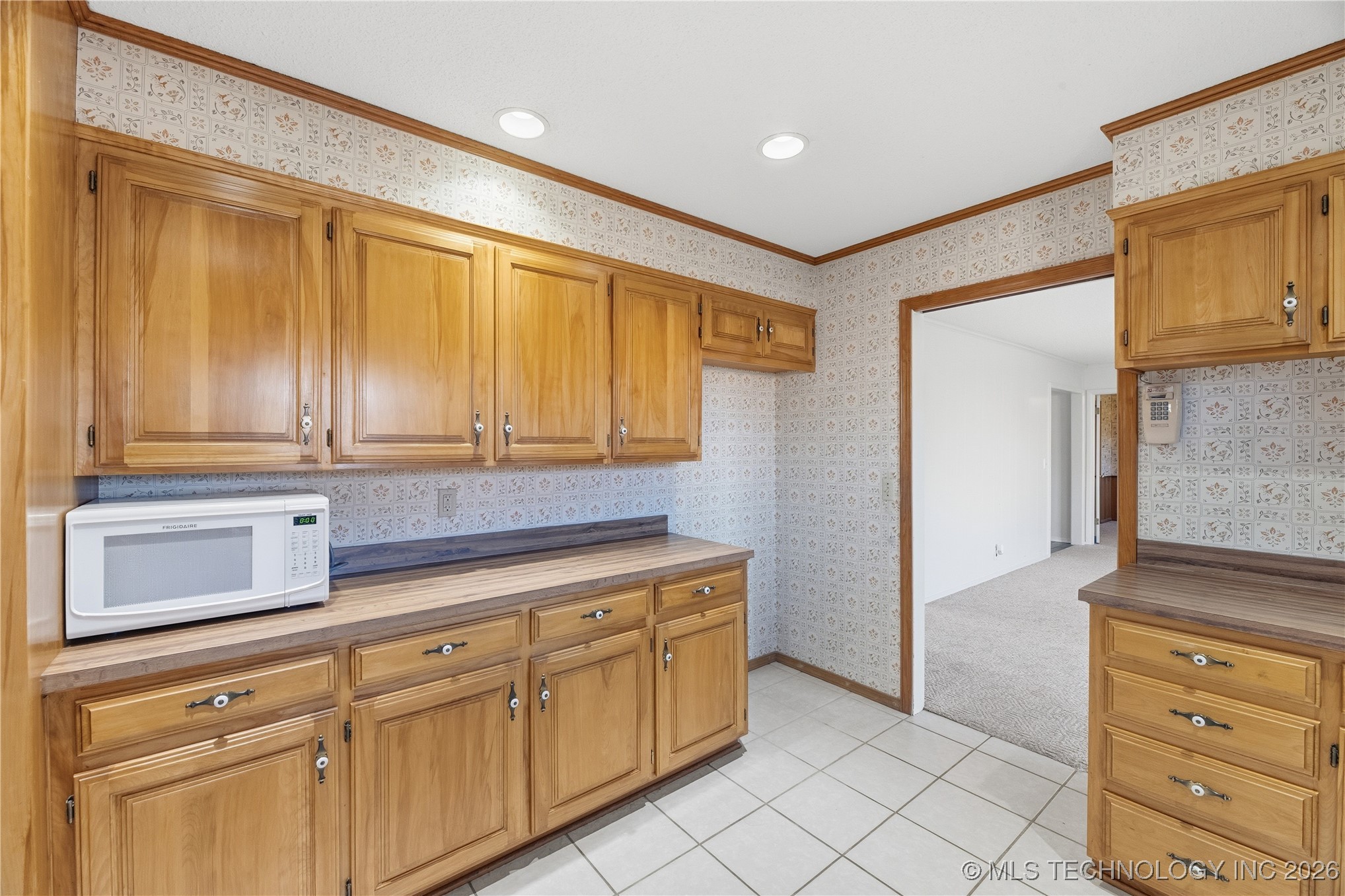 1037 Meadow Drive Bartlesville OK 74006