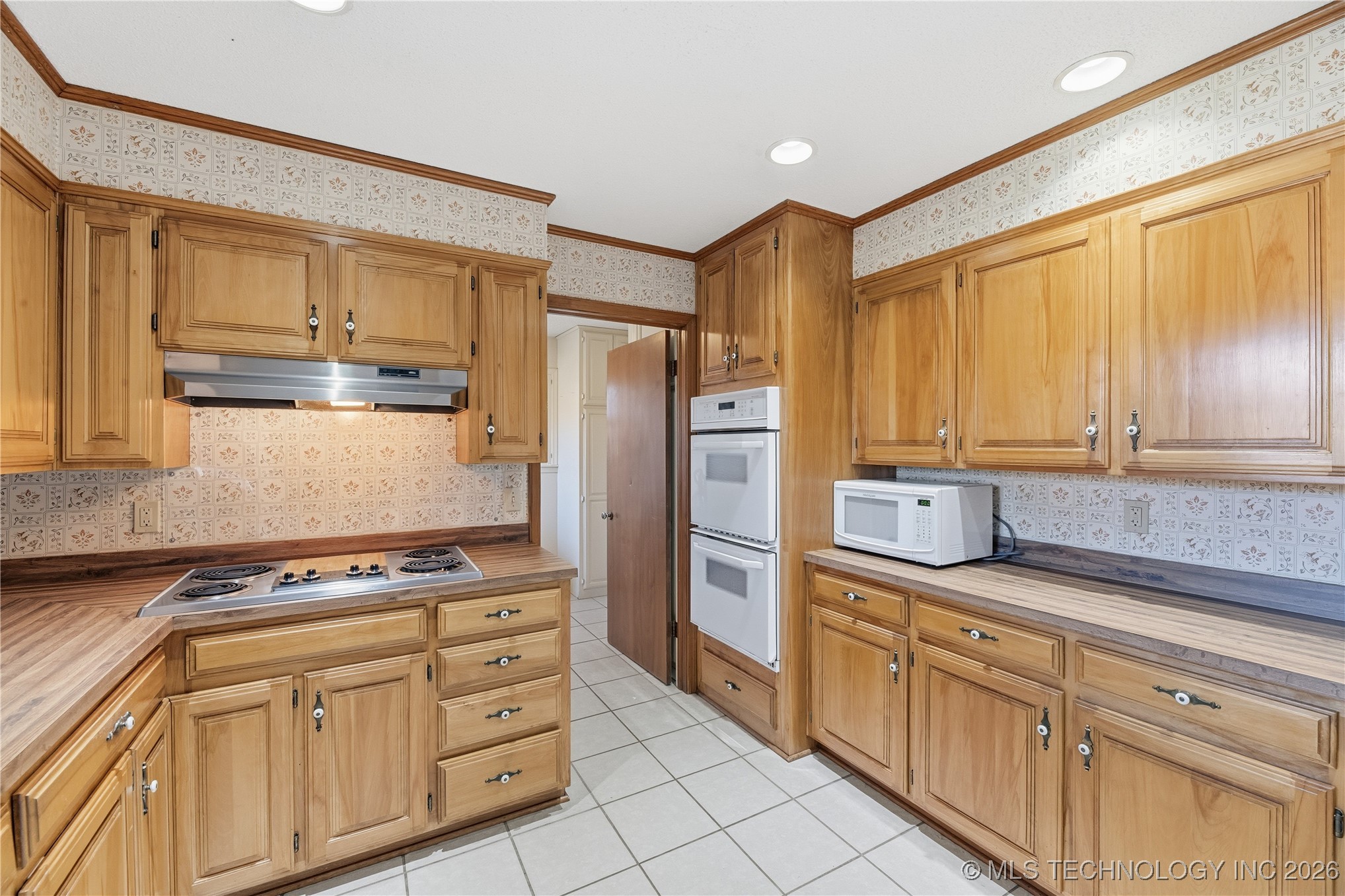 1037 Meadow Drive Bartlesville OK 74006