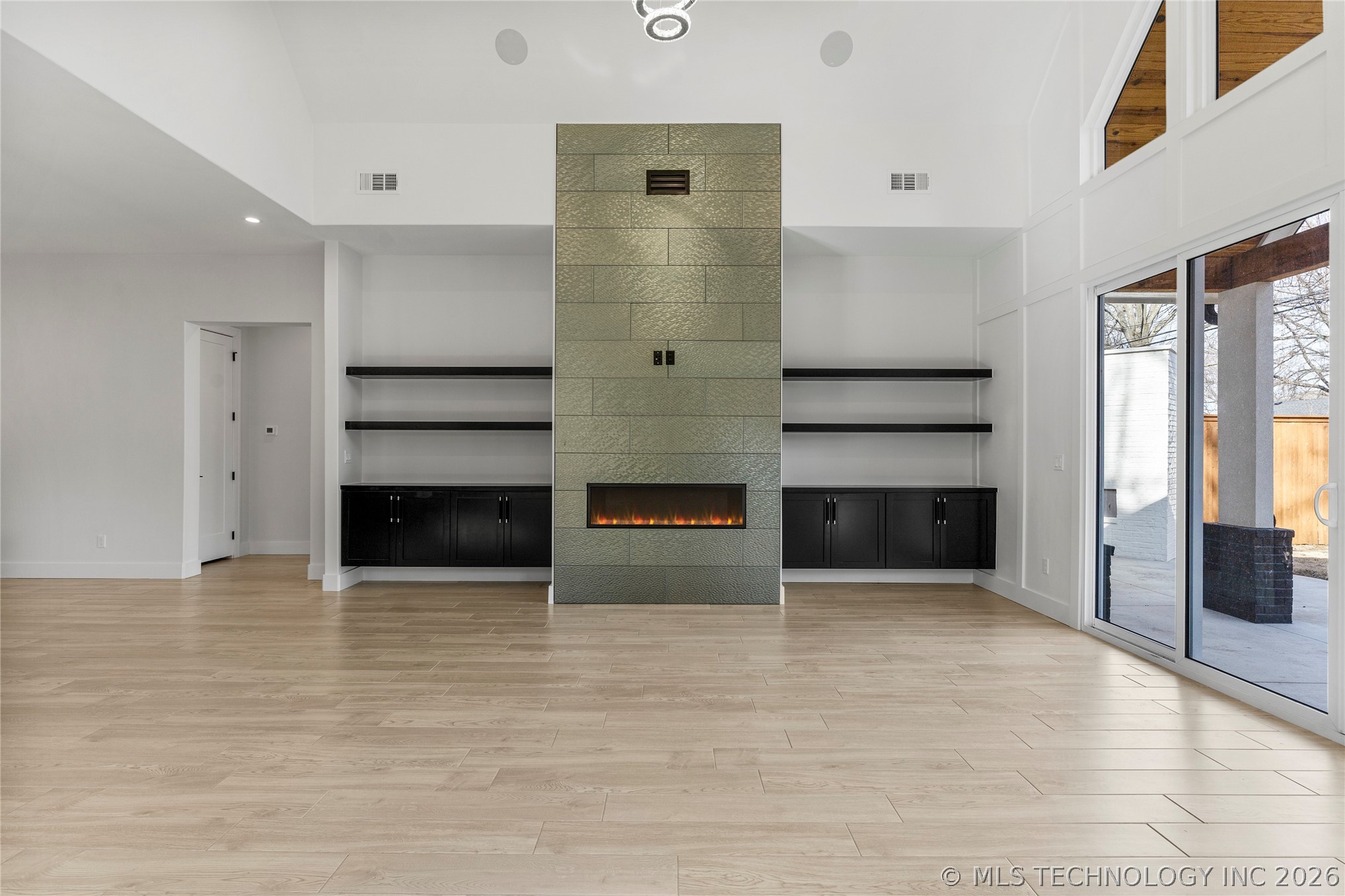 1029 E 38th Place Tulsa OK 74105