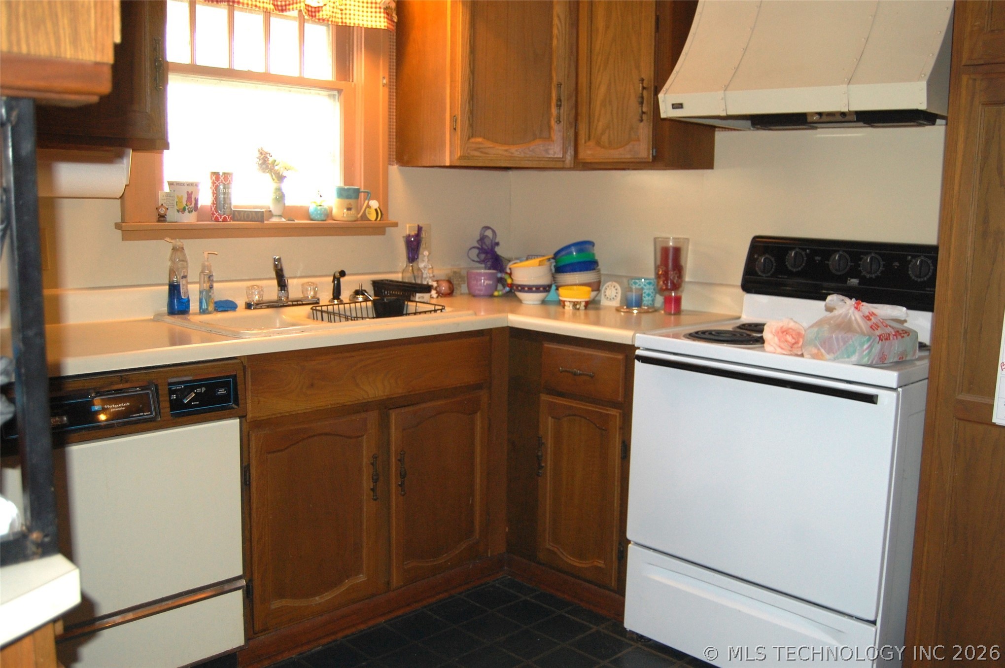 605 W Cummings Street Henryetta OK 74437