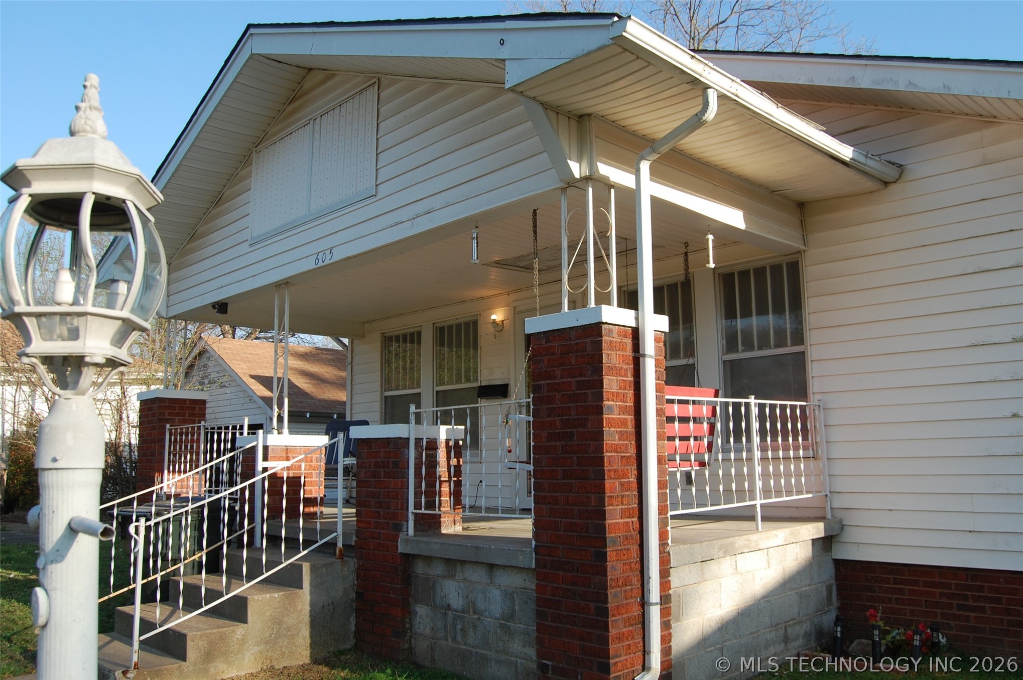 605 W Cummings Street Henryetta OK 74437