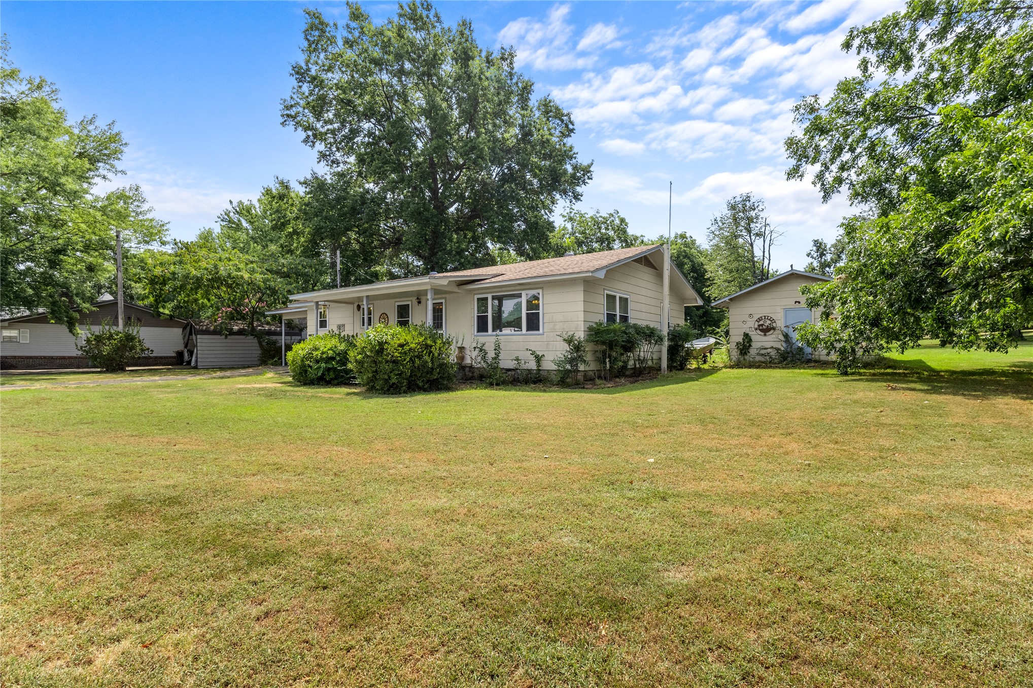 414410 E 1074 Road Checotah OK 74426