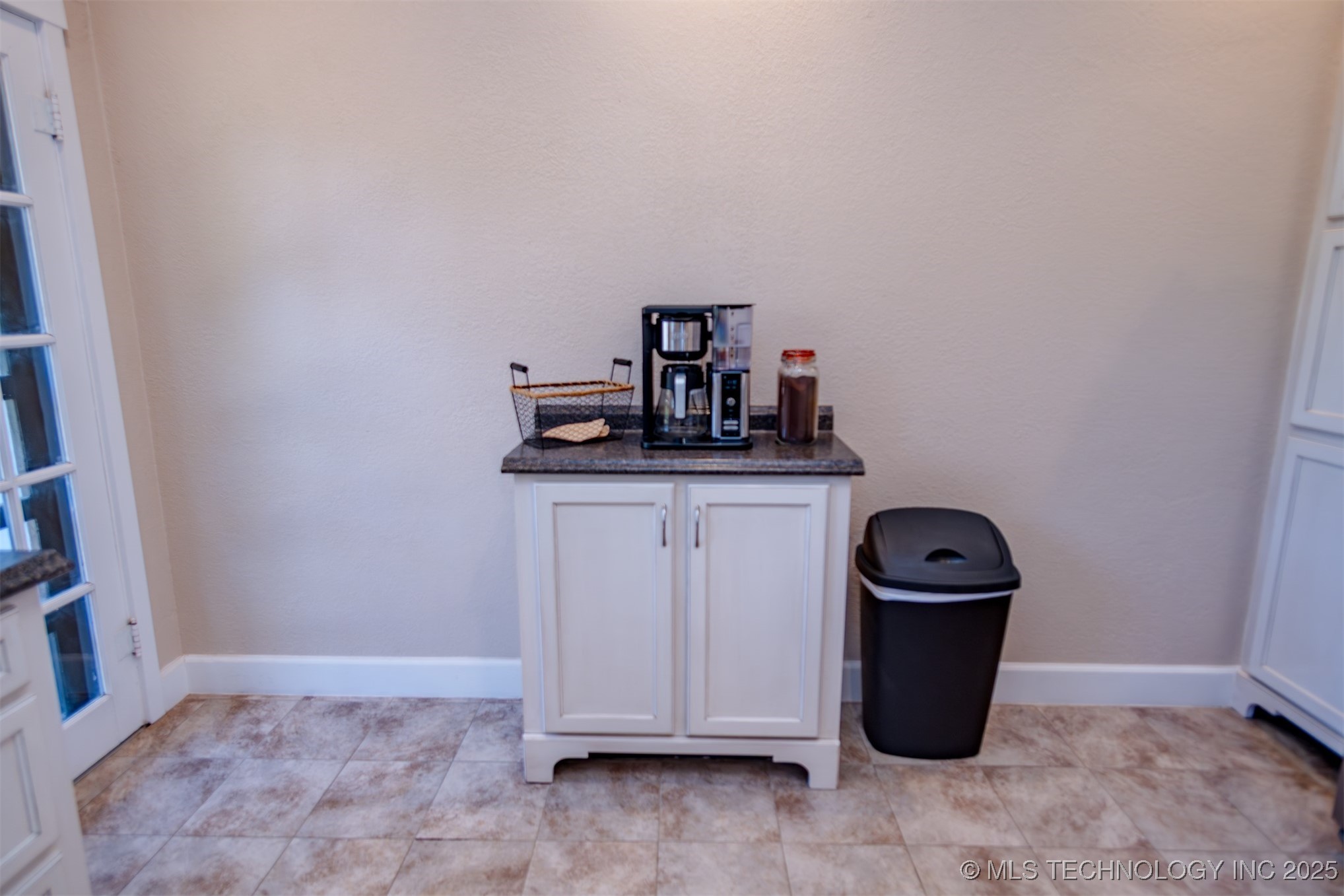 709 NE 2nd Antlers OK 74523