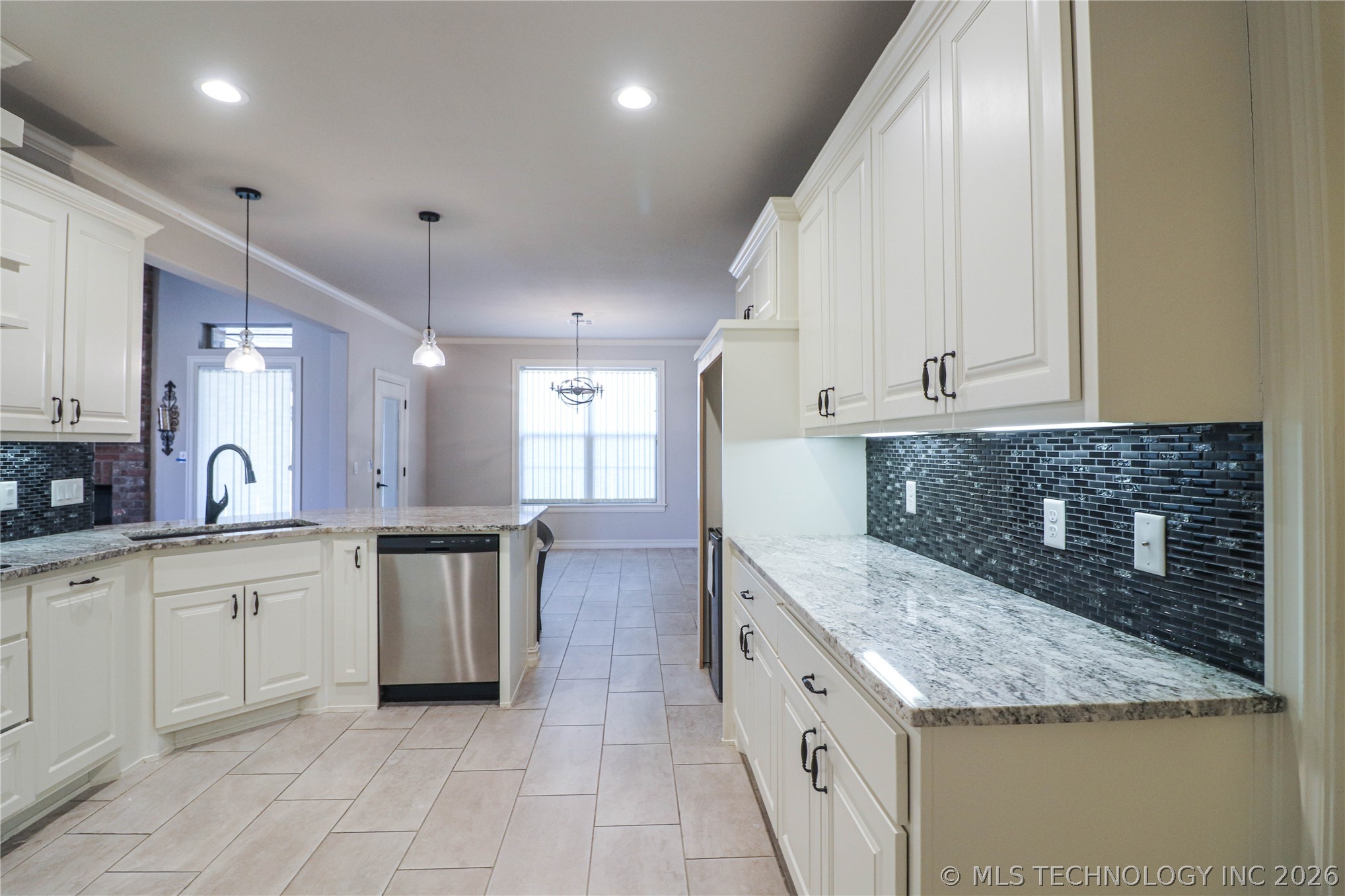 1335 E Teresa Avenue Sapulpa OK 74066