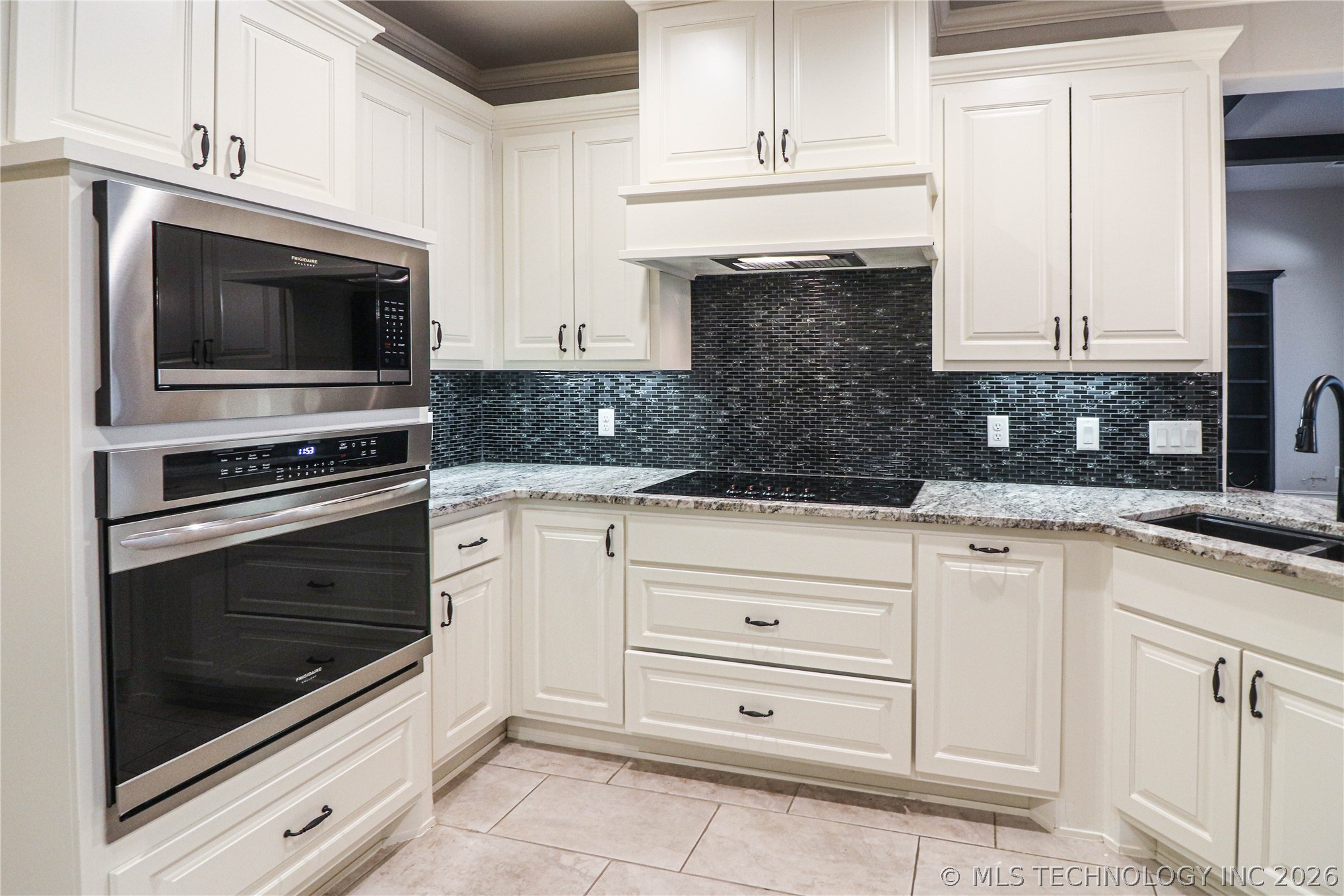 1335 E Teresa Avenue Sapulpa OK 74066