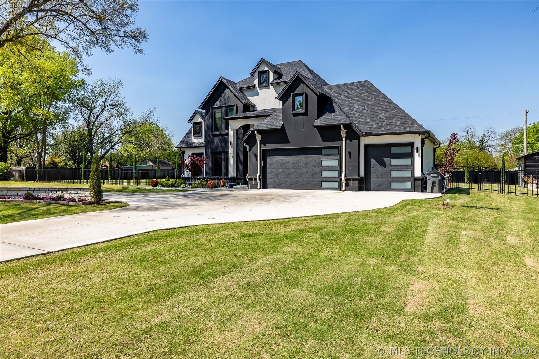 1716 S 94th Eastavenue Tulsa OK 74112