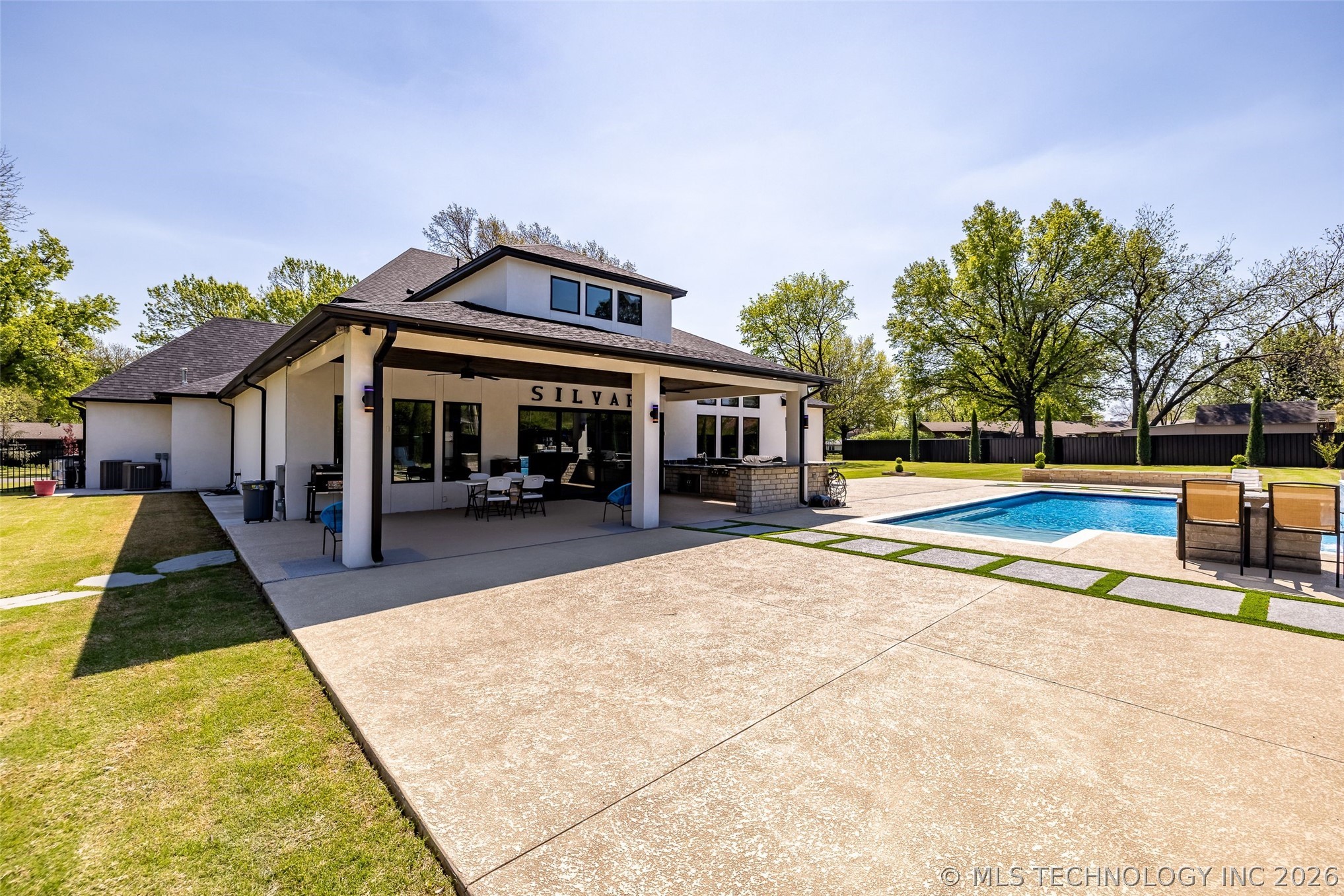 1716 S 94th Eastavenue Tulsa OK 74112