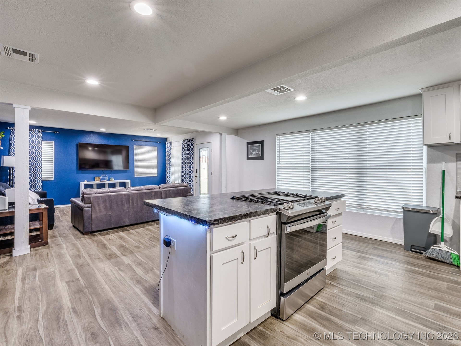 228 E Mohawk Boulevard Tulsa OK 74106