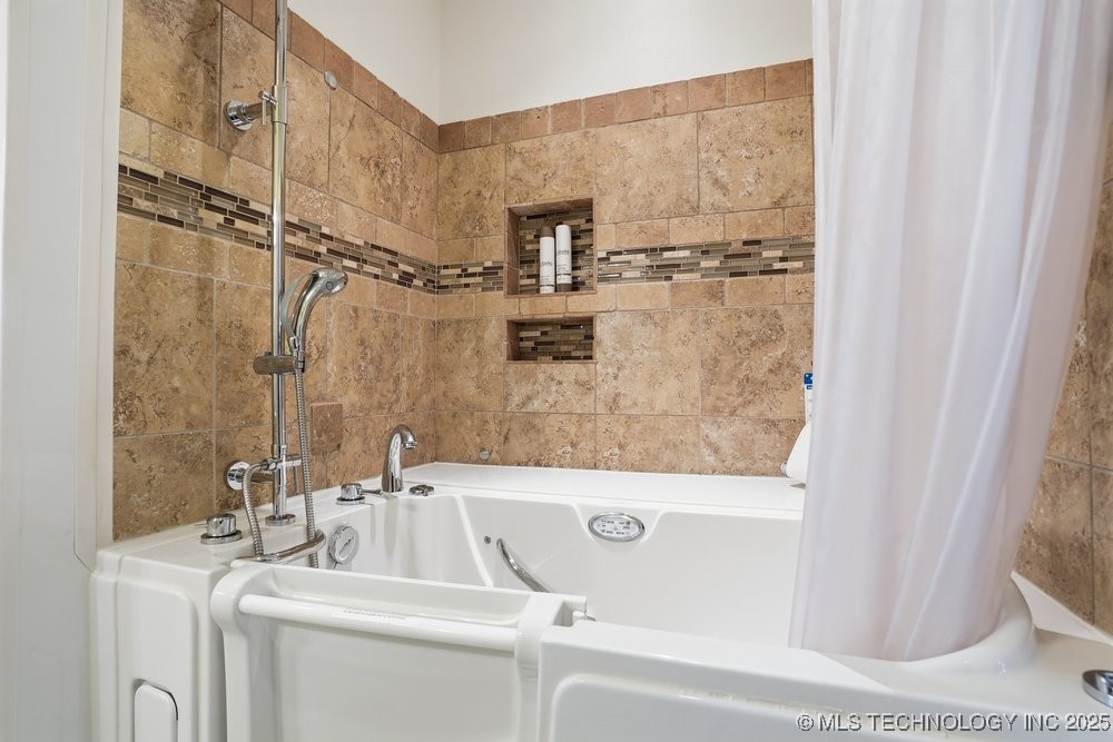 8434 S Phoenix Place Tulsa OK 74132