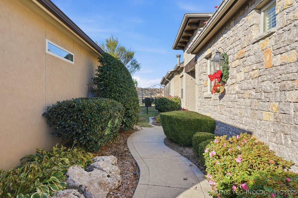 8434 S Phoenix Place Tulsa OK 74132
