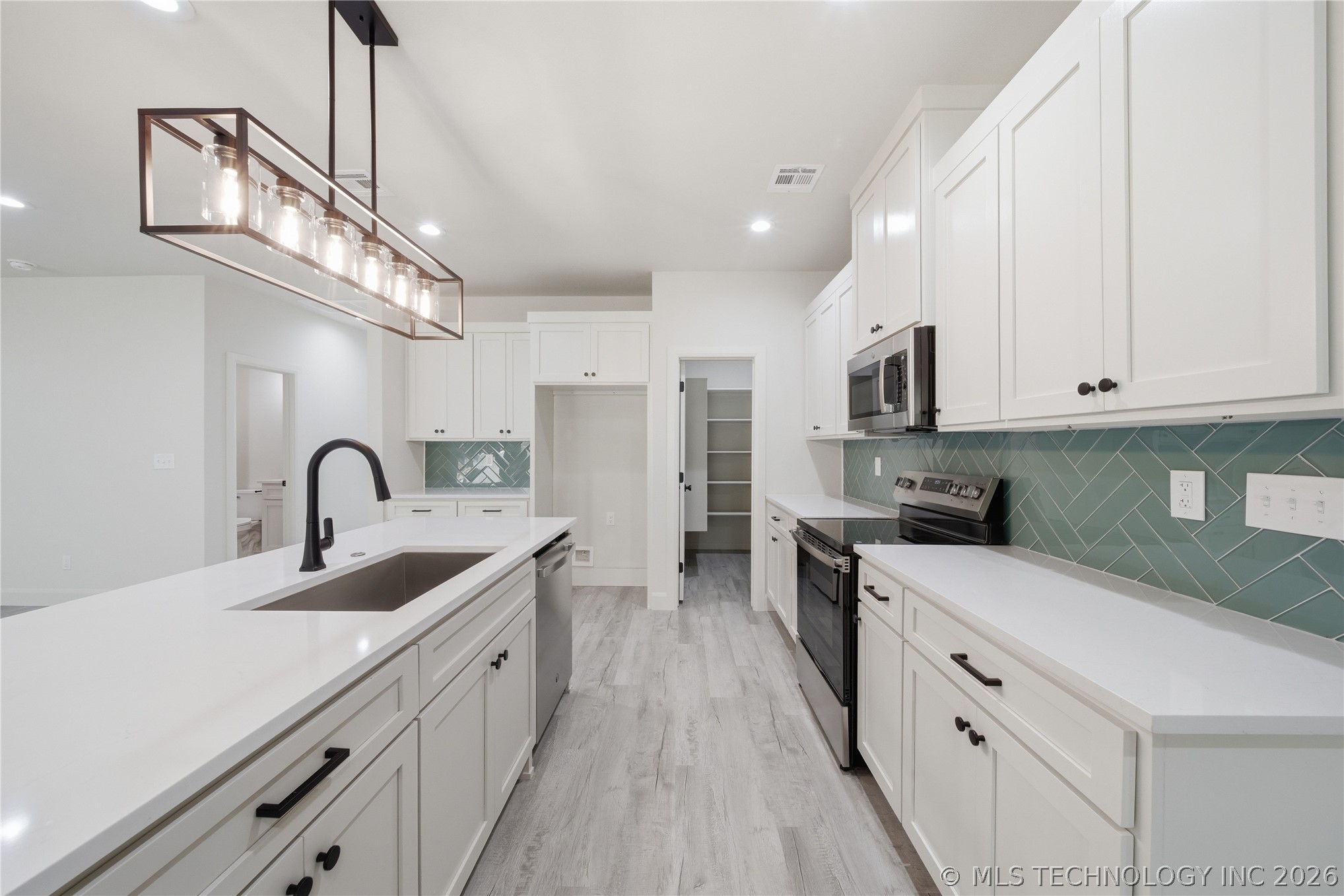 13835 E 27th Place E Tulsa OK 74134