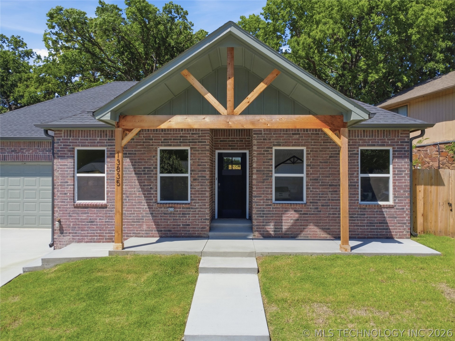 13835 E 27th Place E Tulsa OK 74134