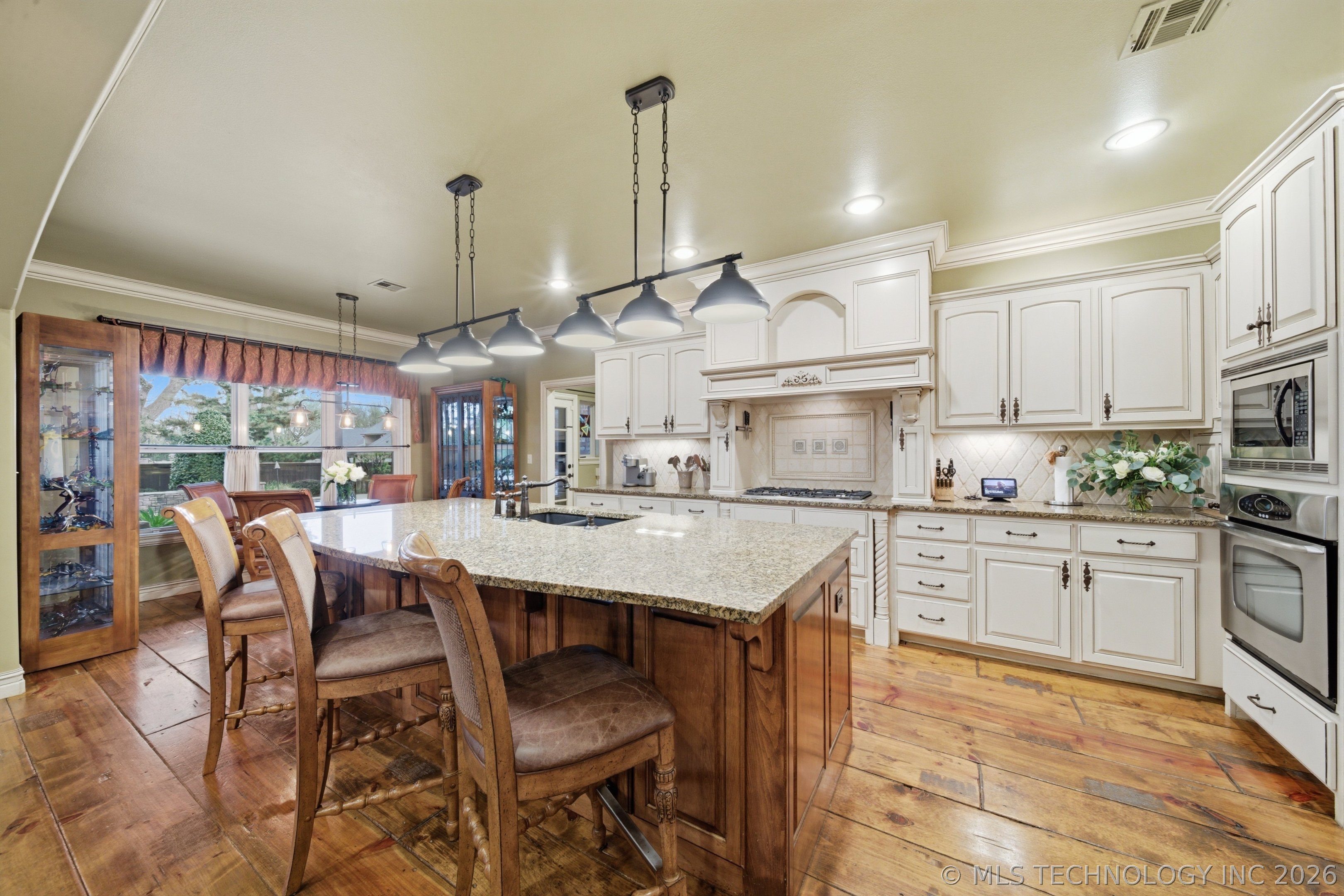 4505 Columbia Avenue Tulsa OK 74105