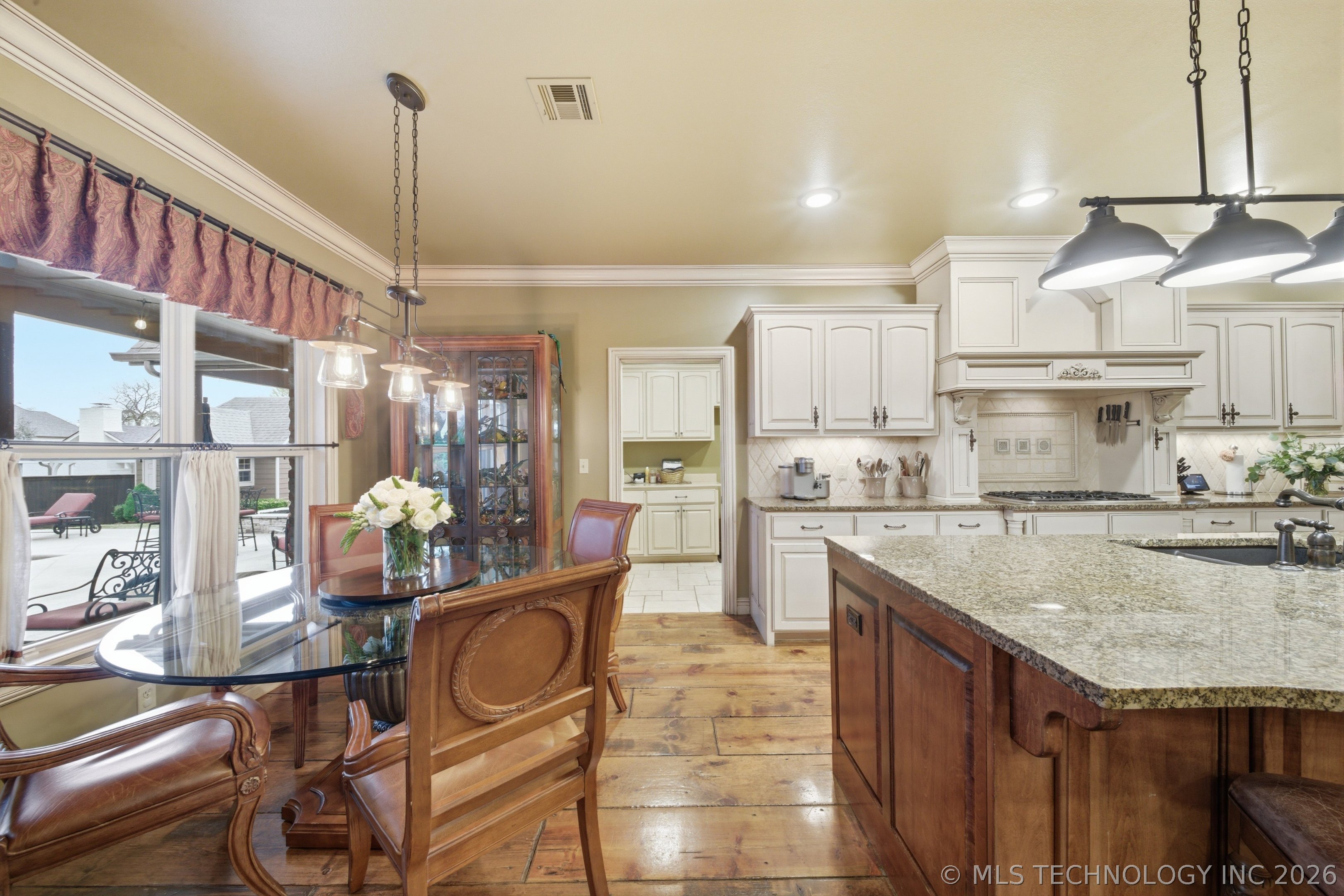 4505 Columbia Avenue Tulsa OK 74105