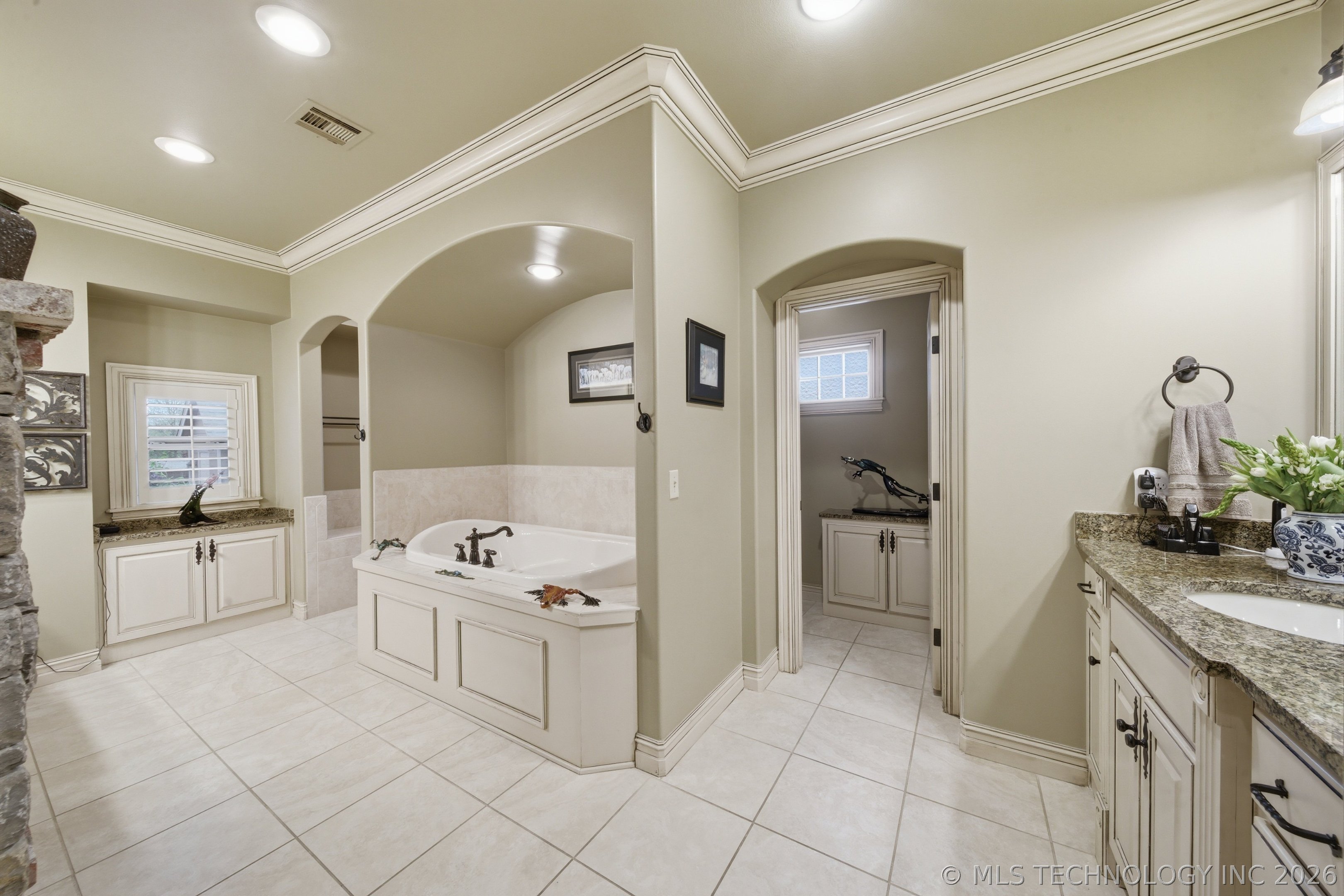 4505 Columbia Avenue Tulsa OK 74105