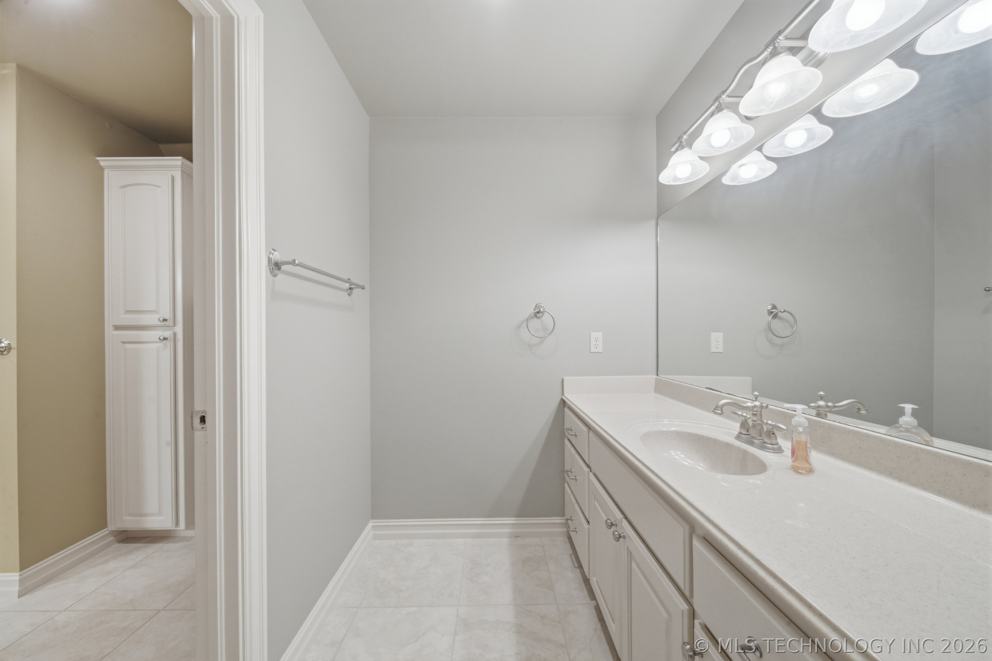 4505 Columbia Avenue Tulsa OK 74105