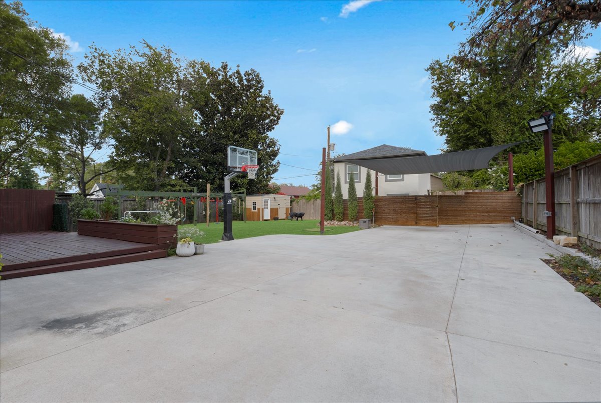 1215 S Owasso Avenue Tulsa OK 74120