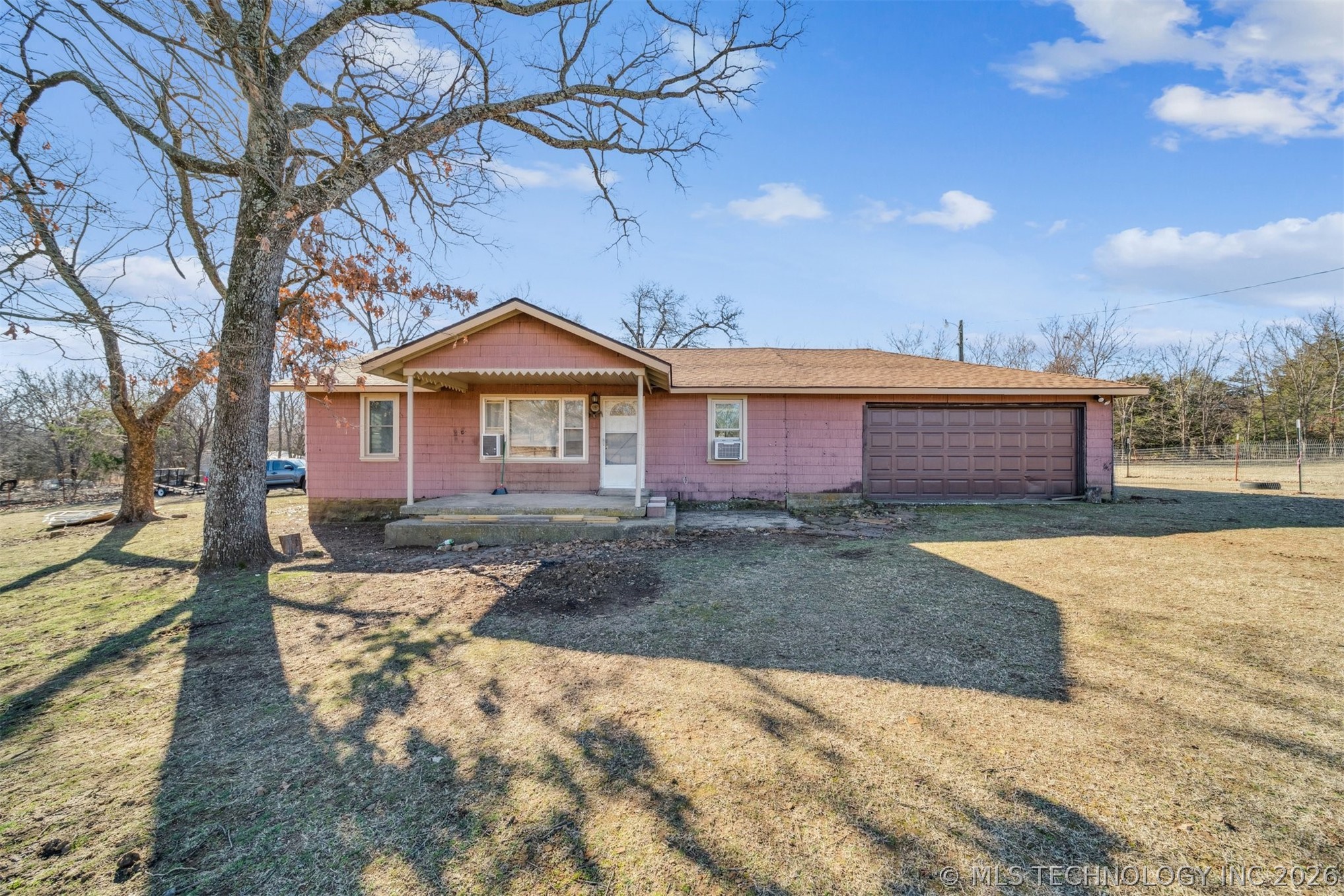 2596 E 599 Locust Grove OK 74352